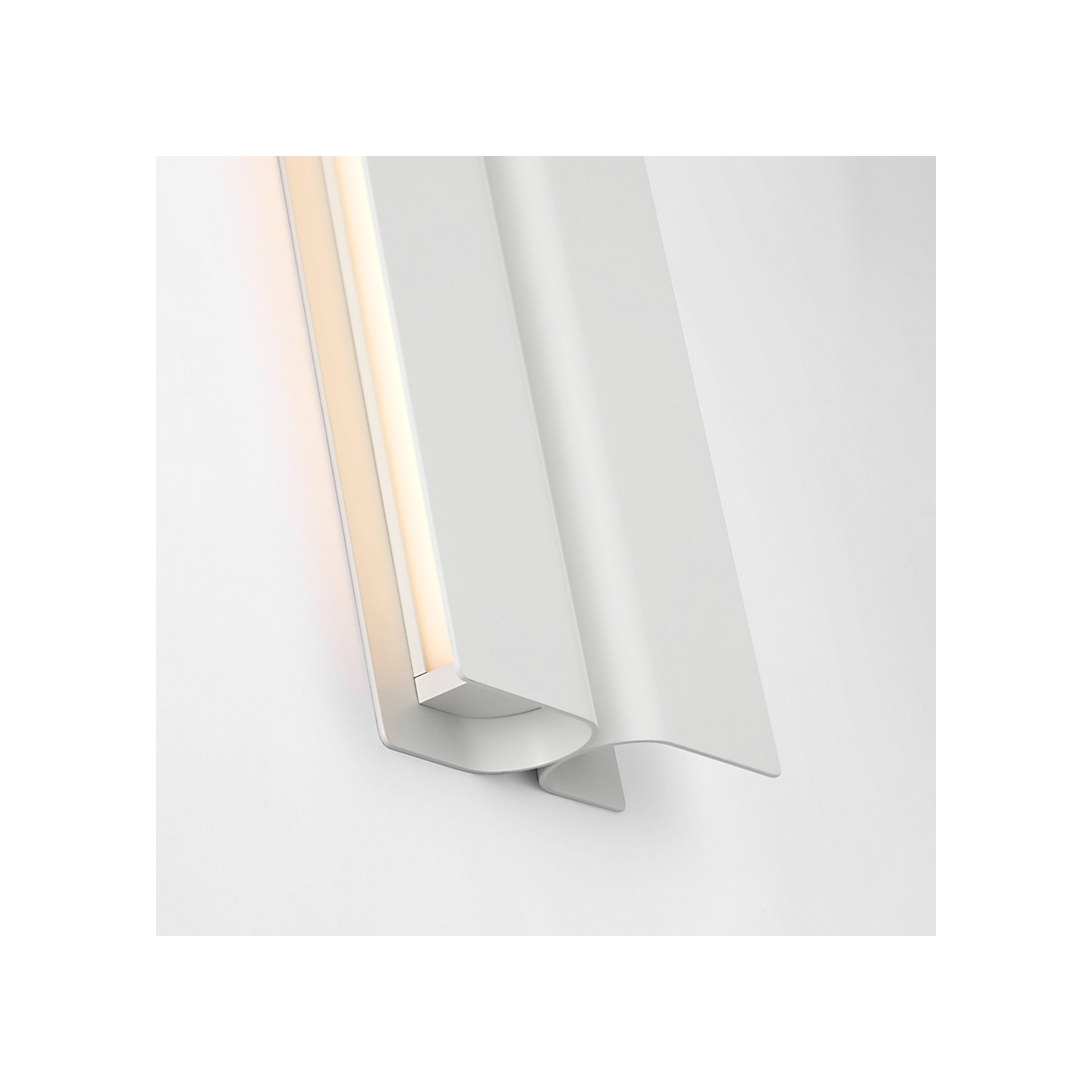 Visual Comfort Cloak 18 Vanity