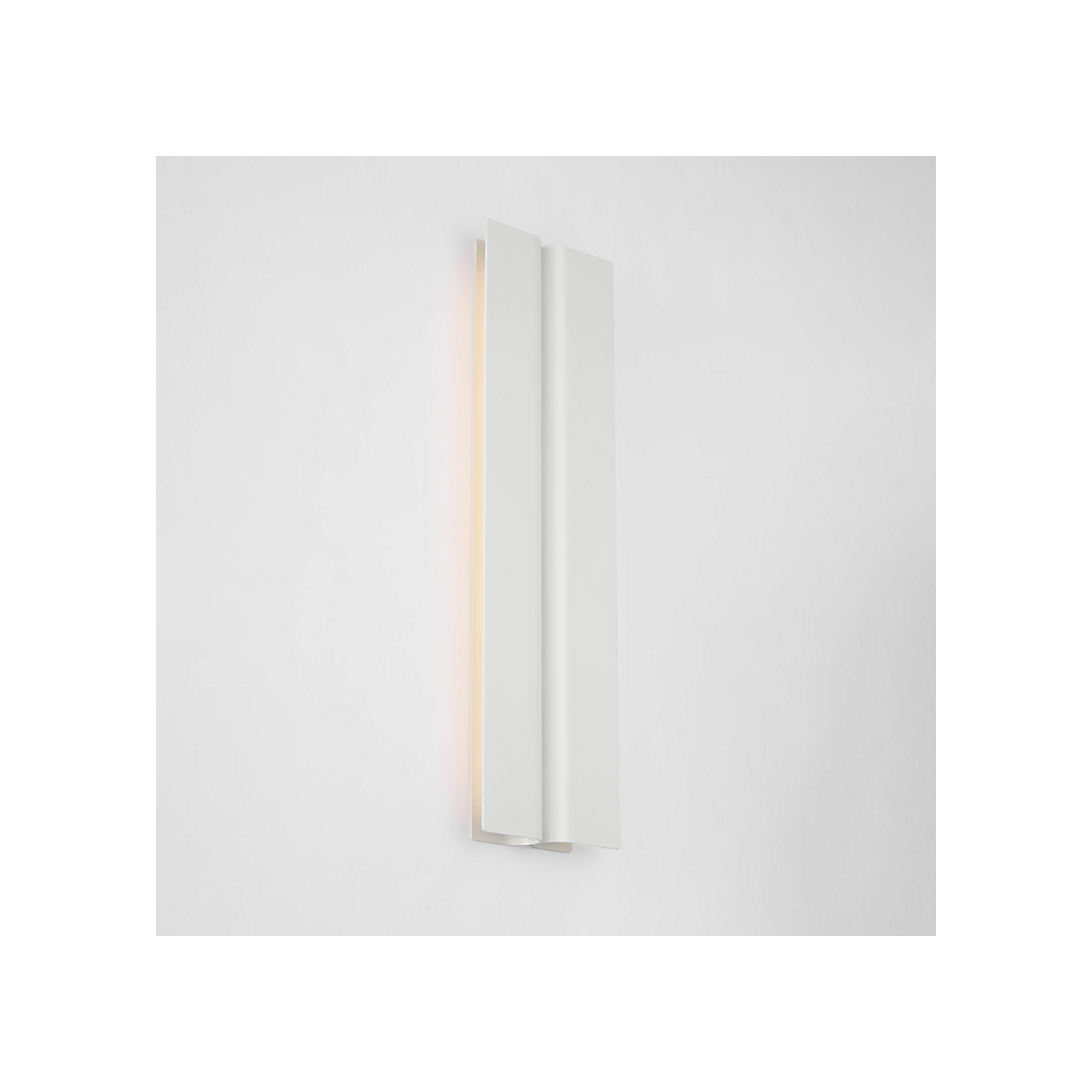 Visual Comfort Cloak 18 Vanity