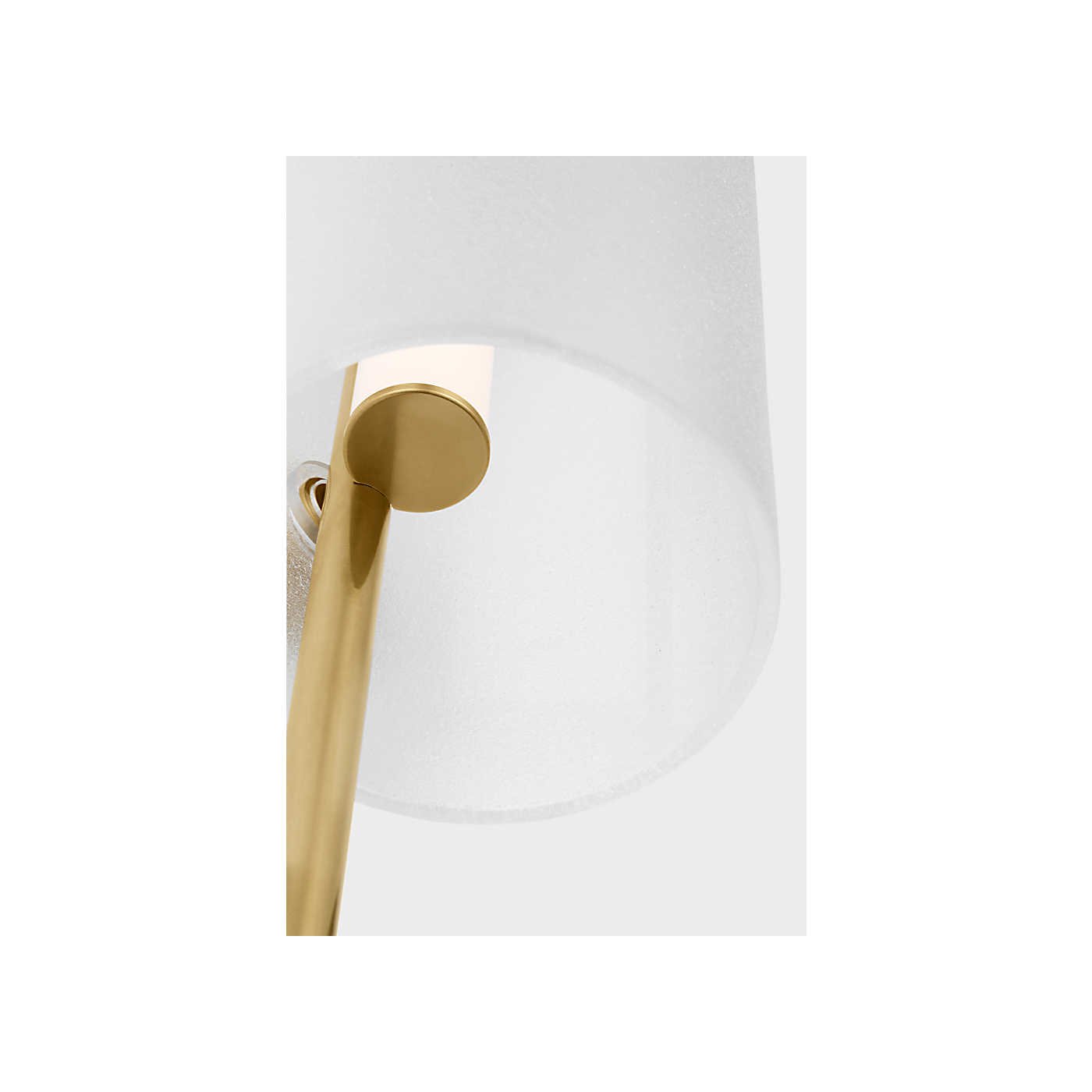 Visual Comfort Trace 18 Sconce