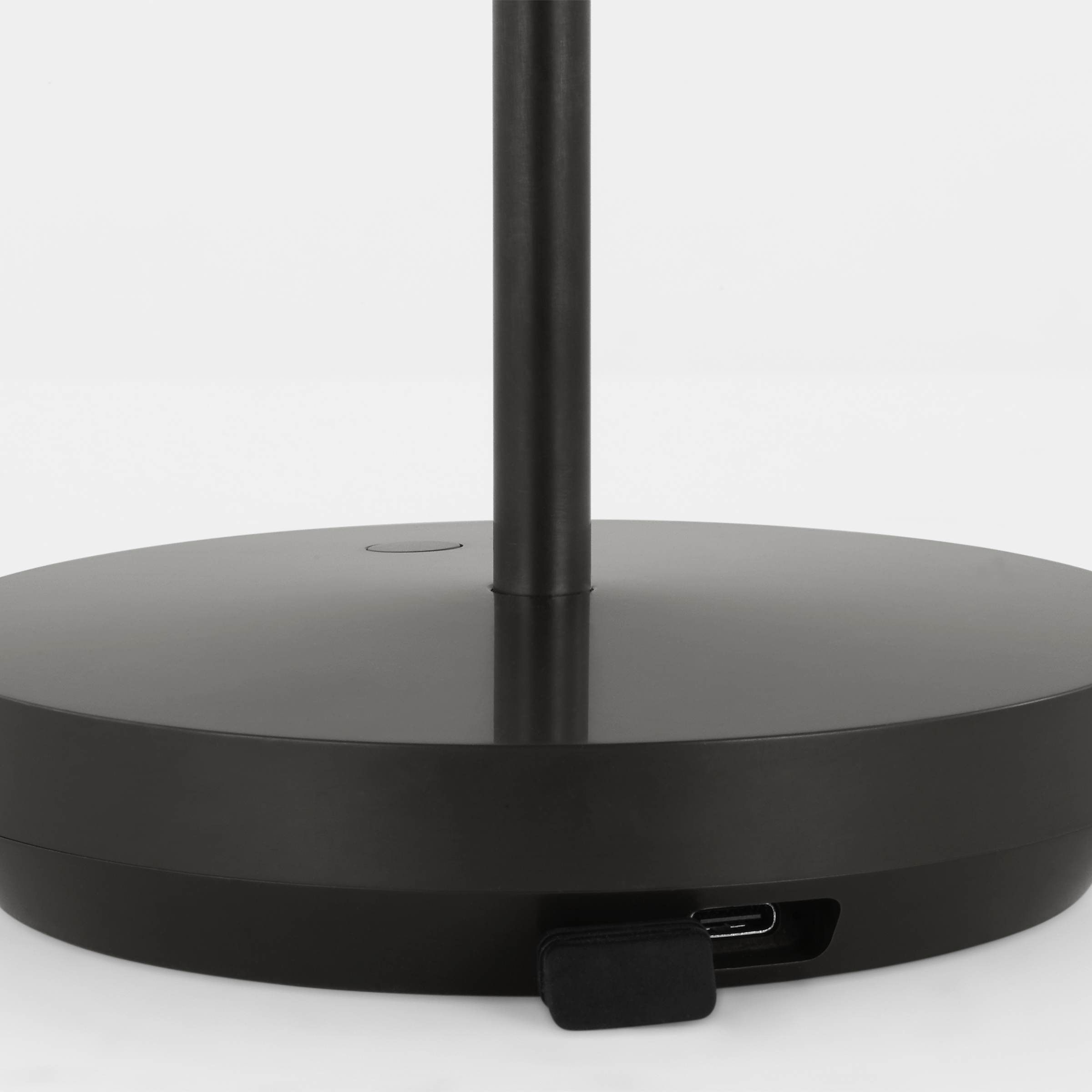 Doppia Accent Rechargeable Table Lamp