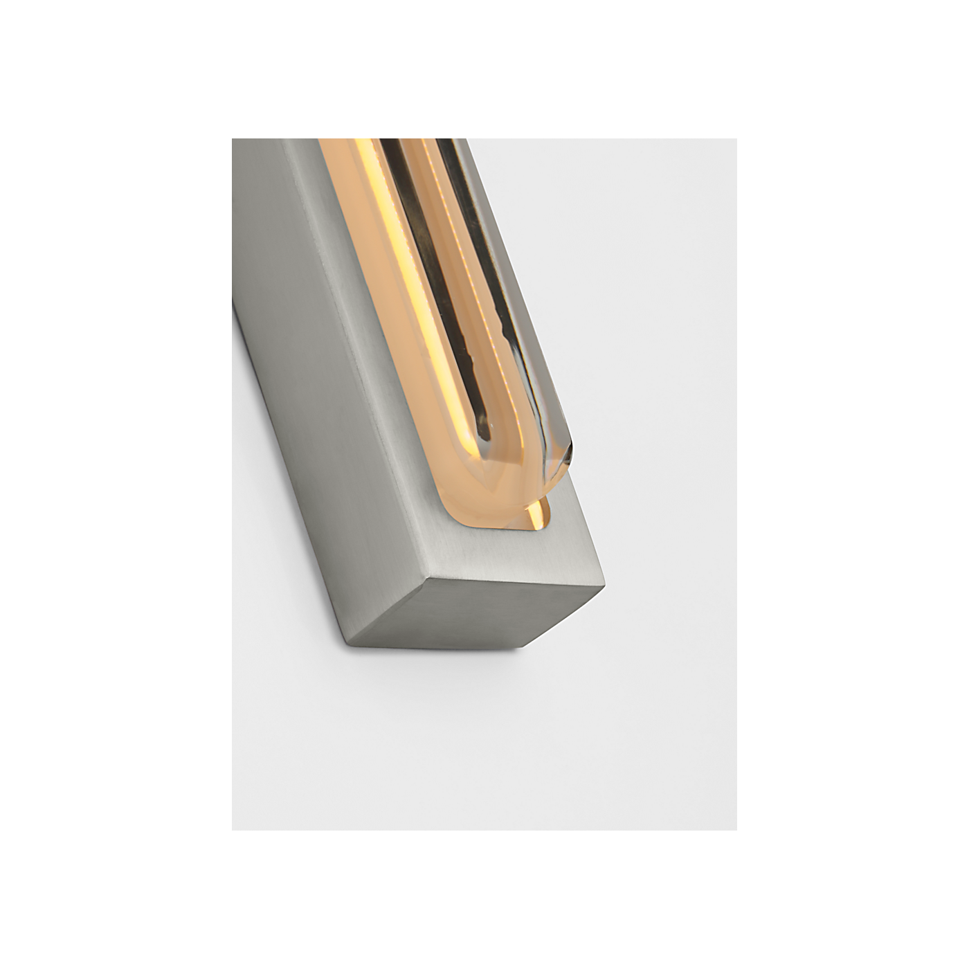 Visual Comfort Bloccare 18 Vanity