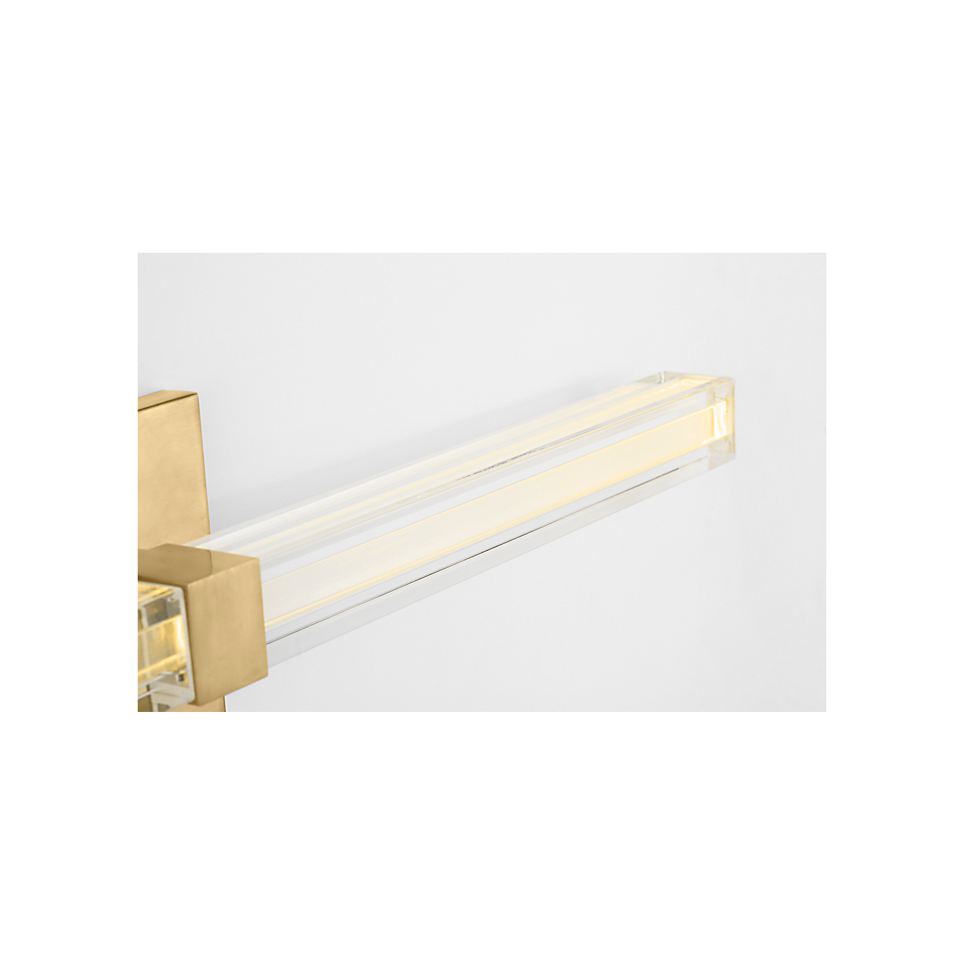 Visual Comfort Reiya Square 24 Vanity