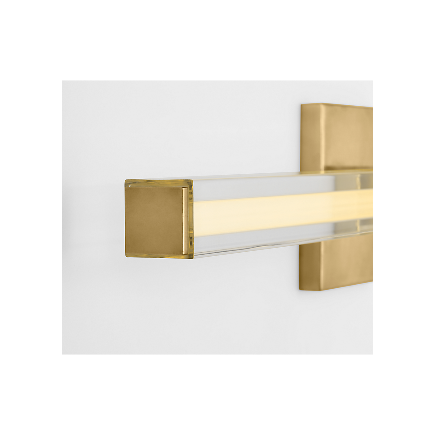Visual Comfort Reiya Square 24 Vanity