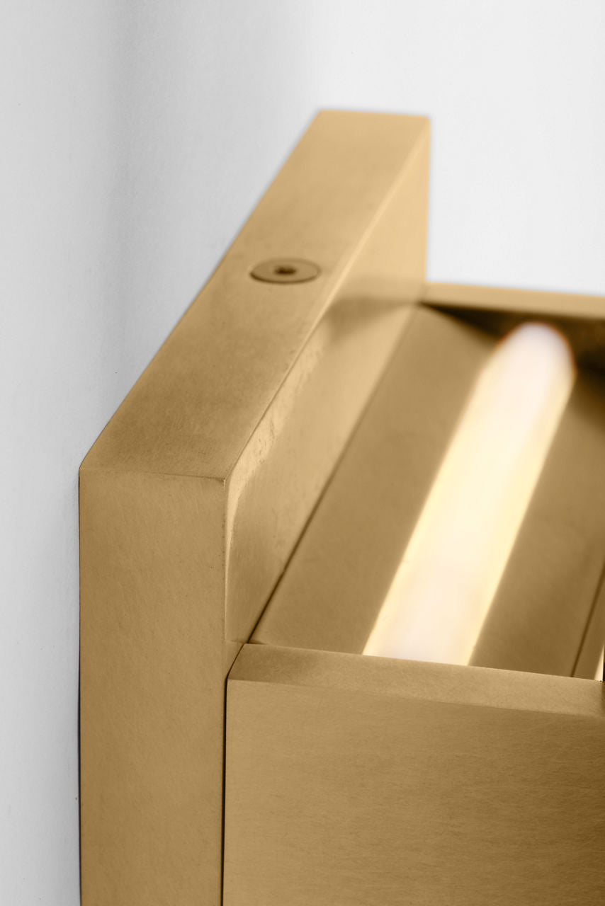 Flyta Small Sconce