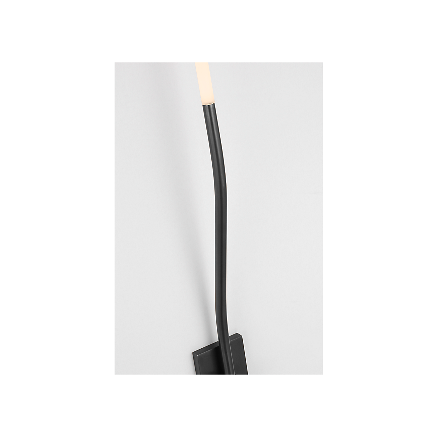 Visual Comfort Lajos 21 Sconce