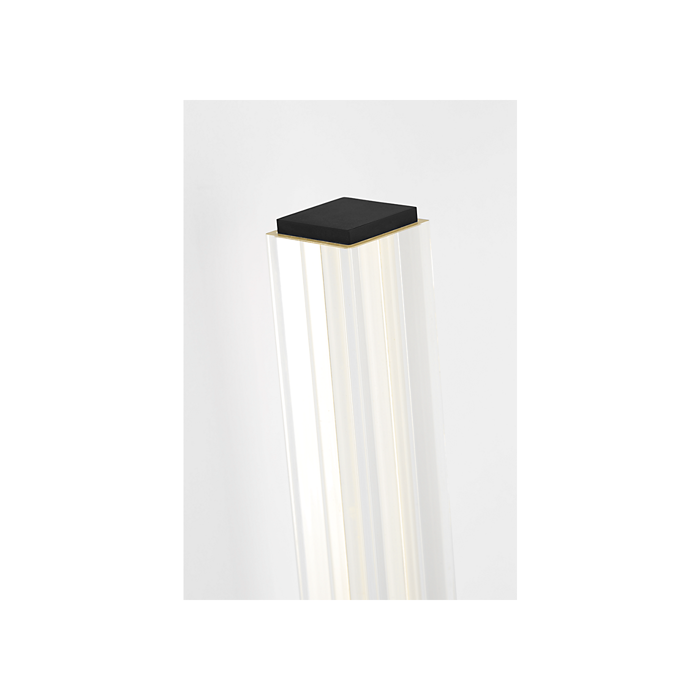 Visual Comfort Reiya Square 13 Sconce