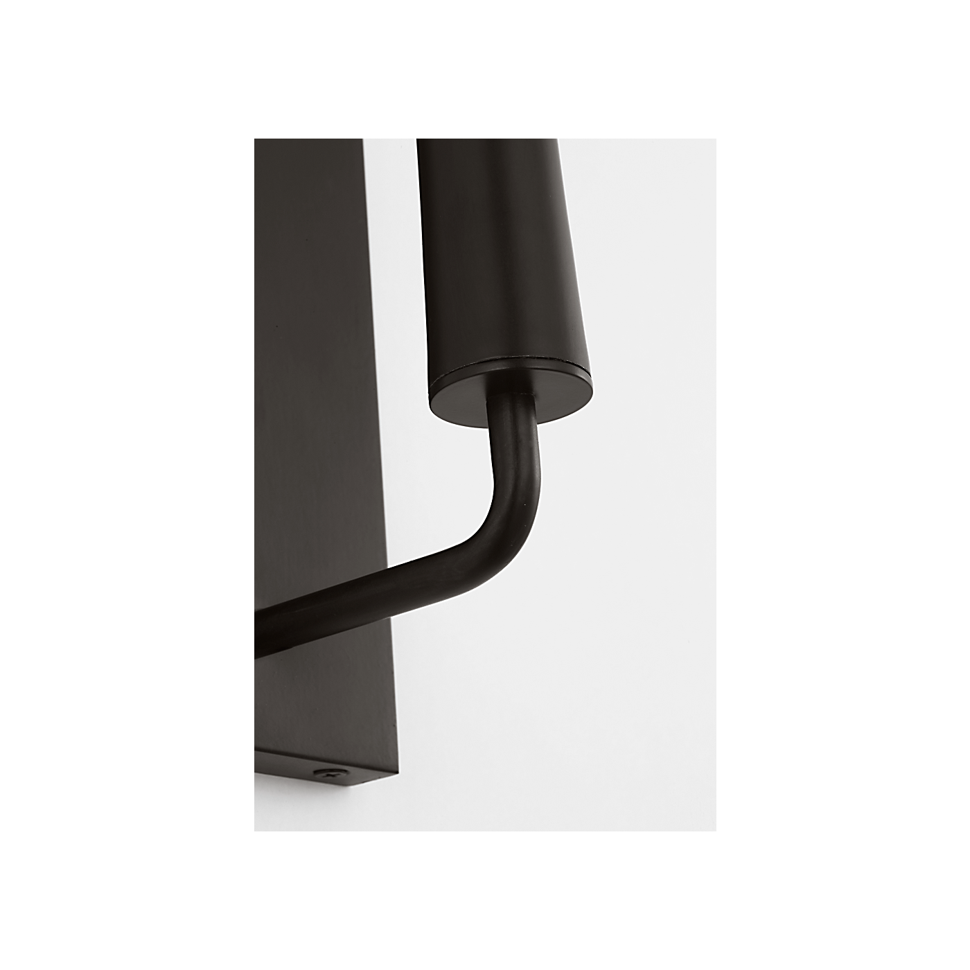 Visual Comfort Lois 18 Single Sconce
