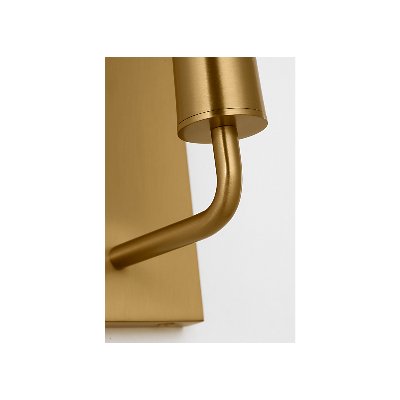 Visual Comfort Lois 18 Single Sconce