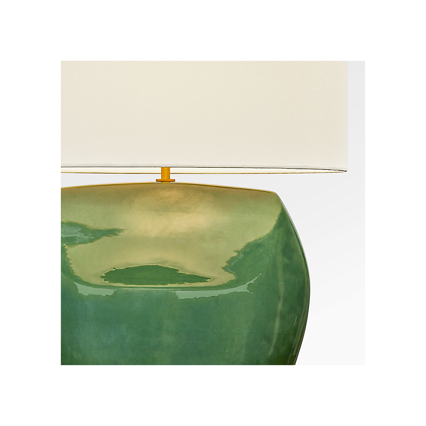 Visual Comfort Pente 27 Table Lamp