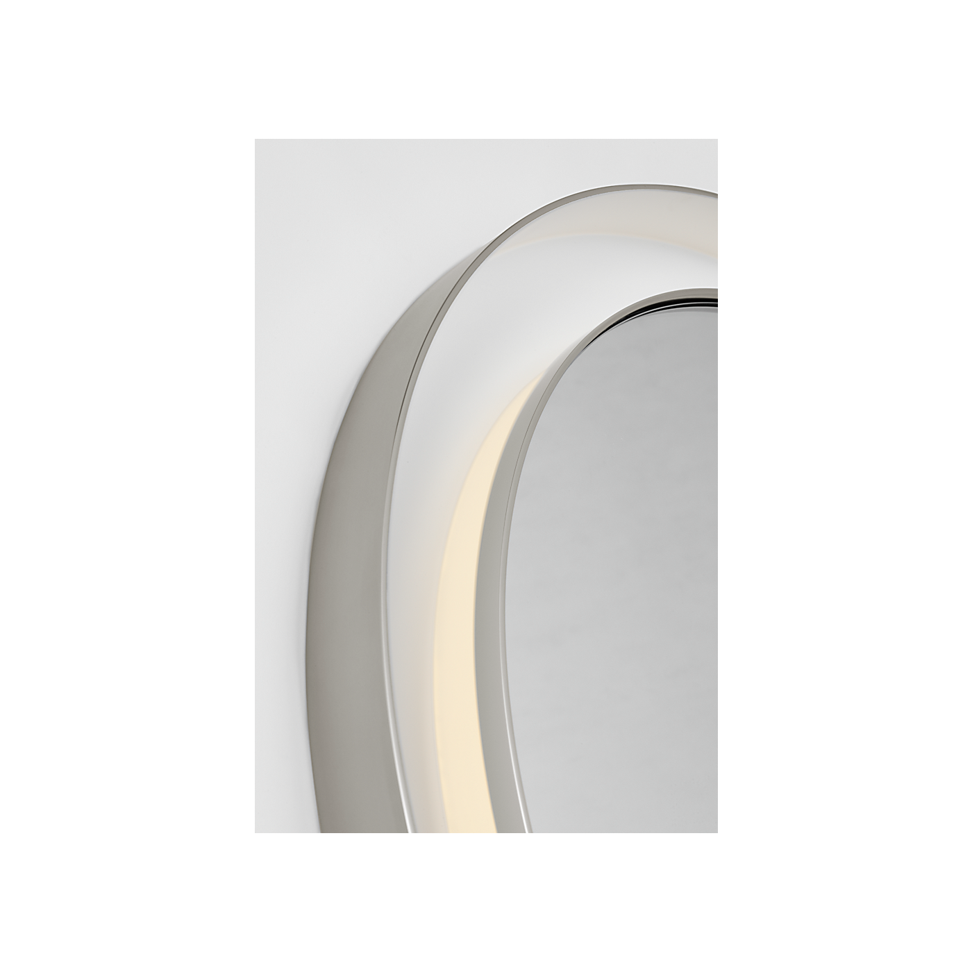 Visual Comfort Chopin 24" Round Illuminated Mirror
