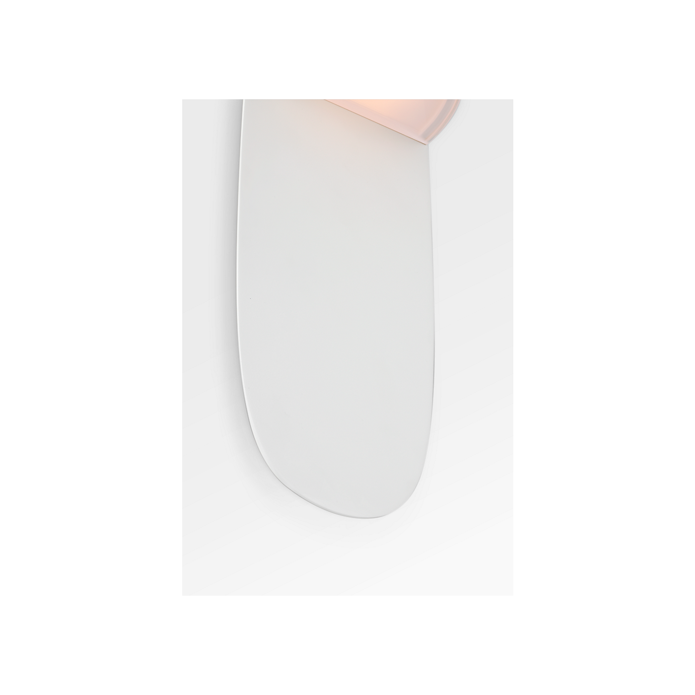Visual Comfort Axel 16 Sconce