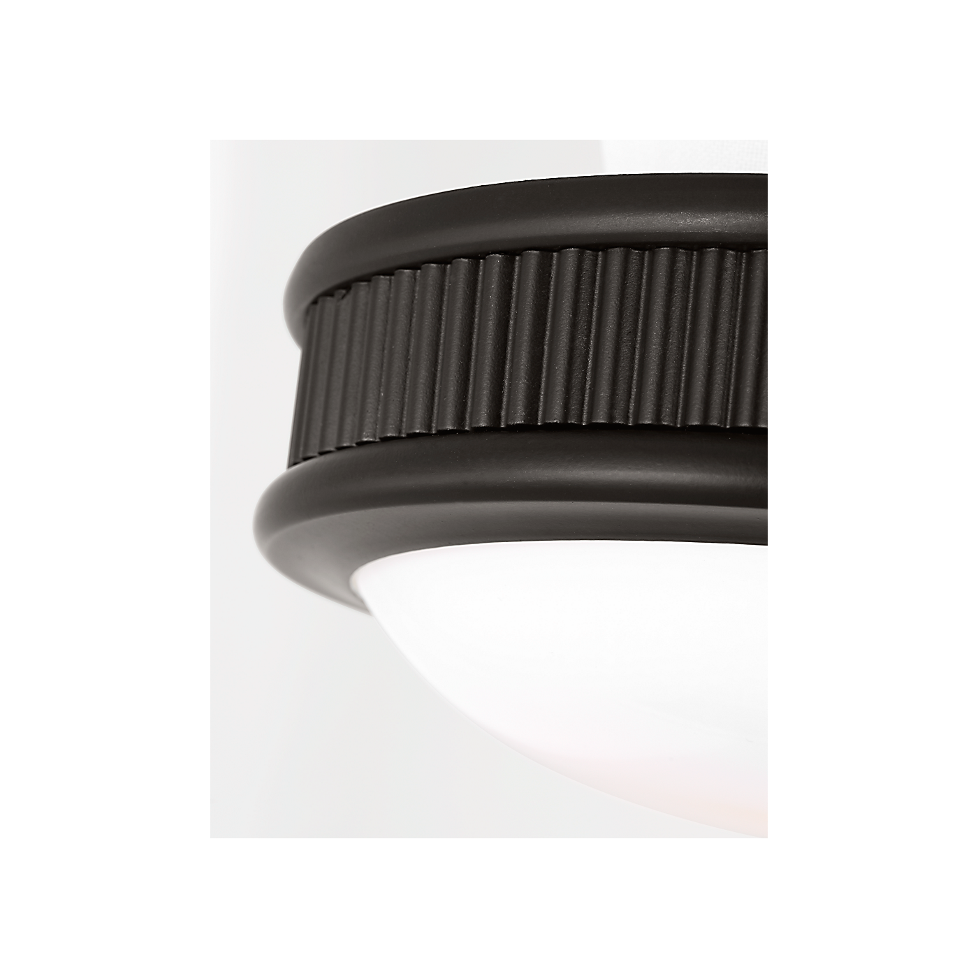 Visual Comfort Ritz 8 Flush Mount