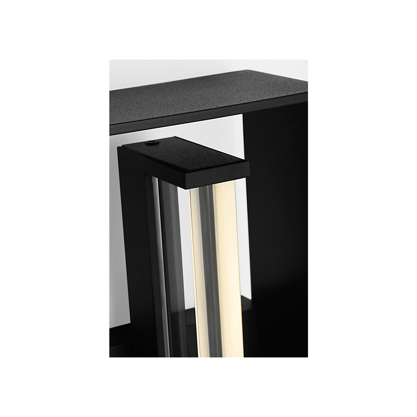 Visual Comfort Abner 16 Lantern