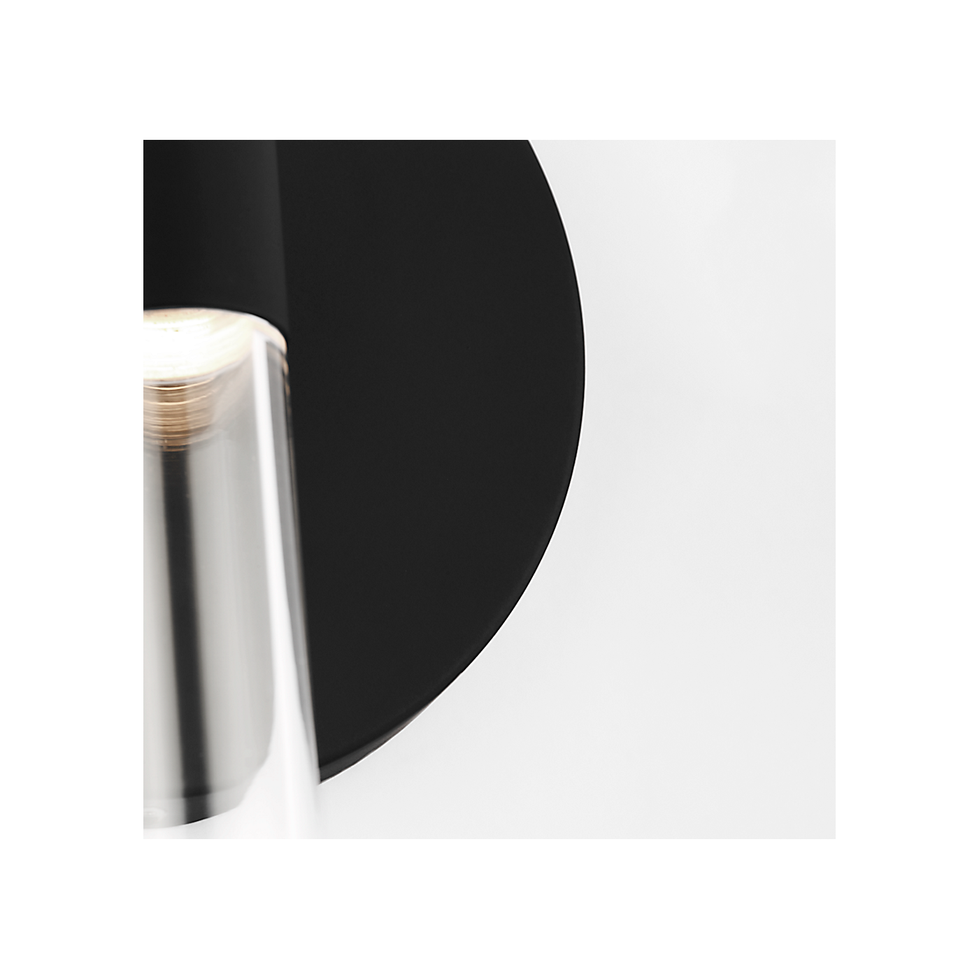 Visual Comfort Silas 18 Sconce
