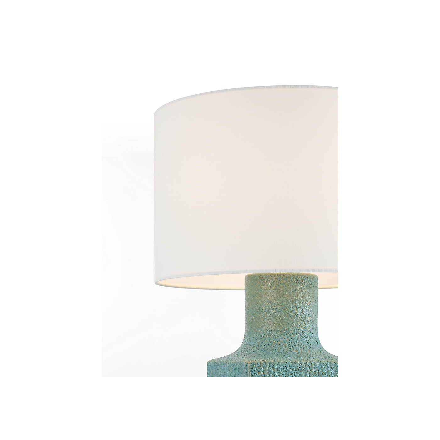 Visual Comfort Aviva 24" Table Lamp
