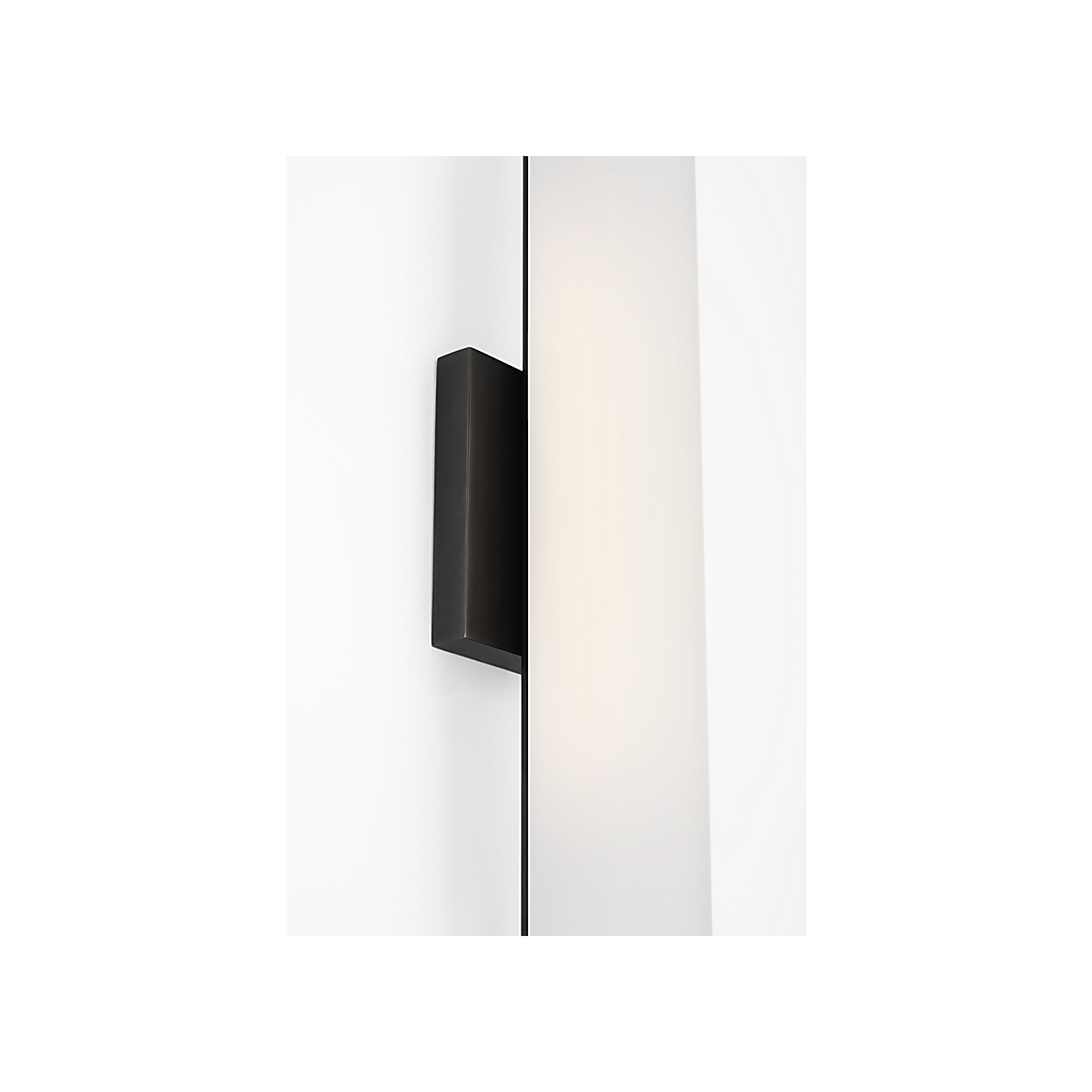 Visual Comfort Windchime 25" Tubular Sconce