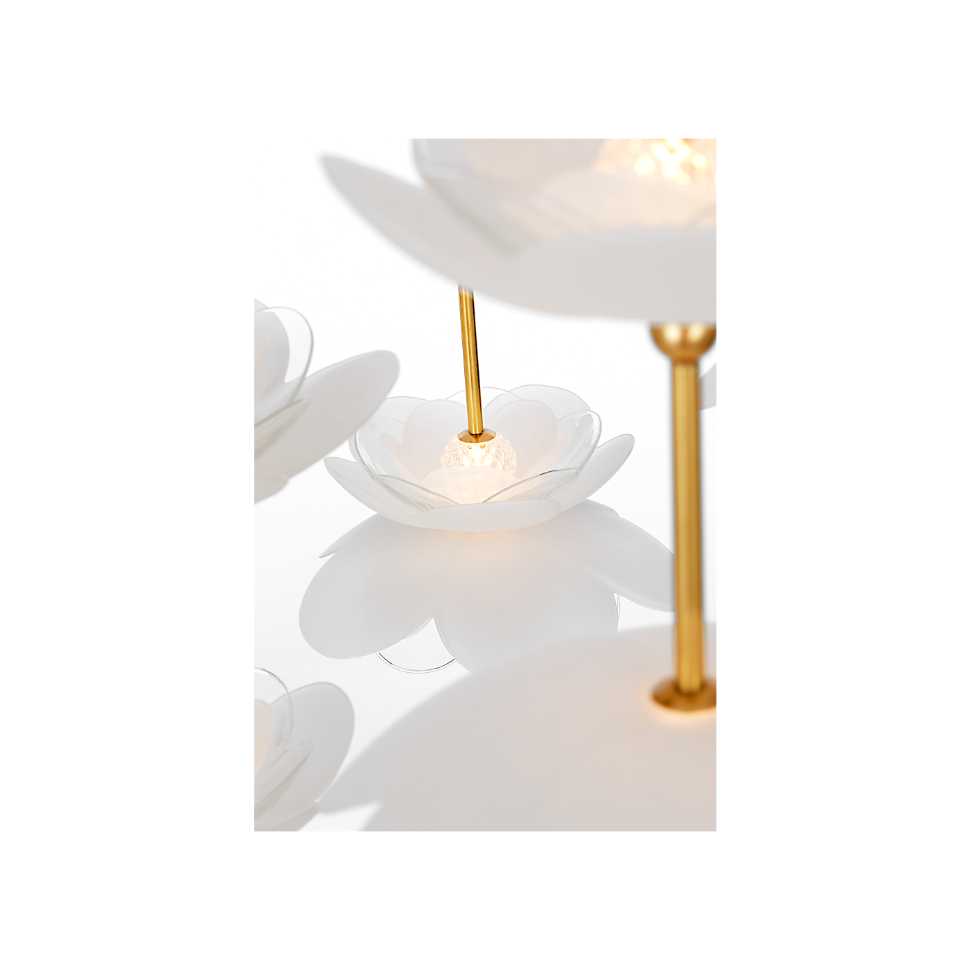 Visual Comfort Petaluma 28" Cascading Chandelier