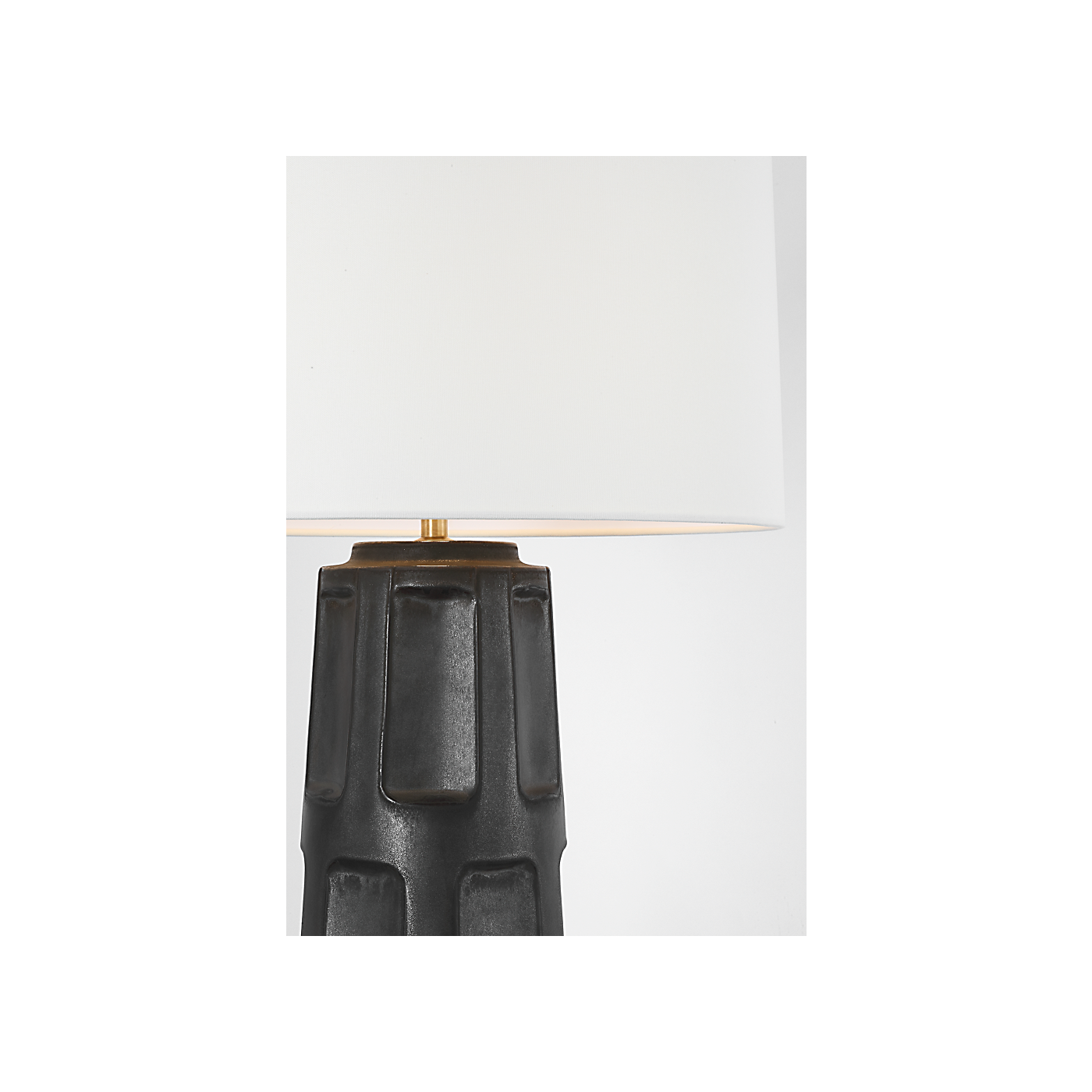 Visual Comfort Altamira 28" Table Lamp