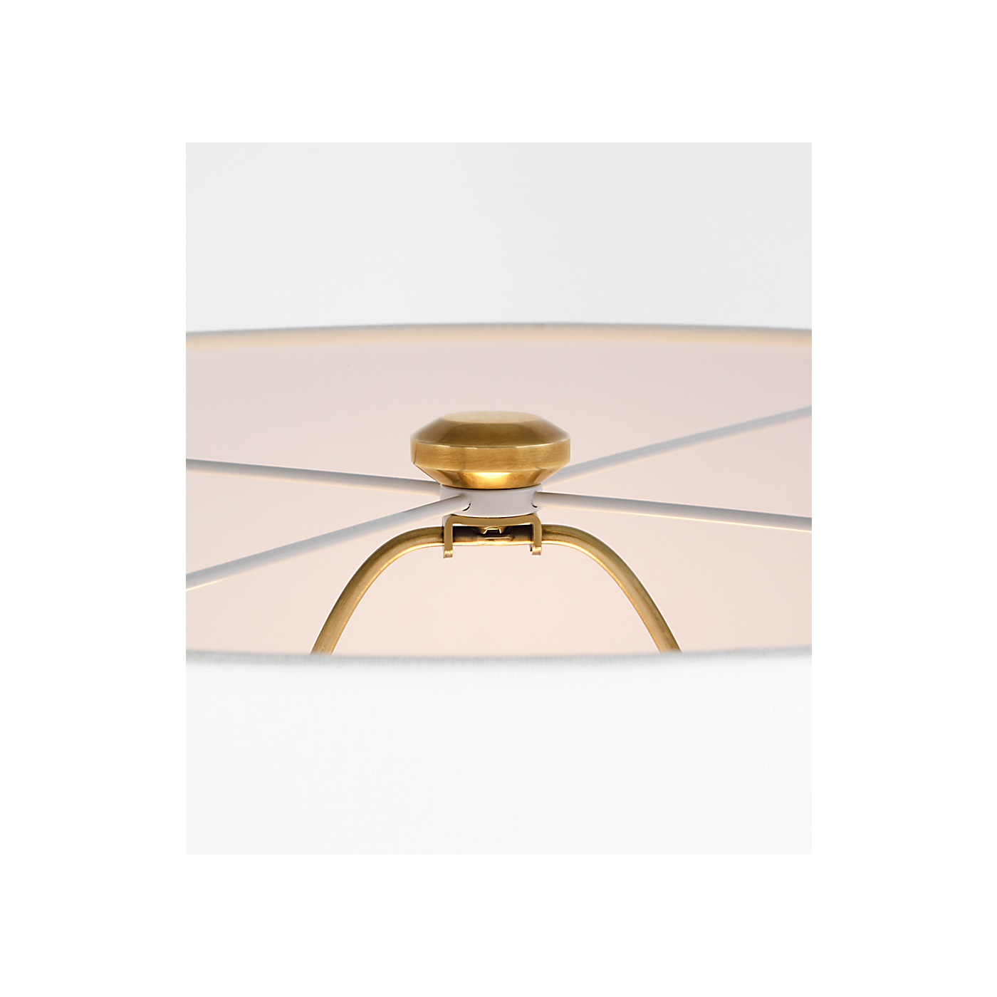 Visual Comfort Altamira 28" Table Lamp