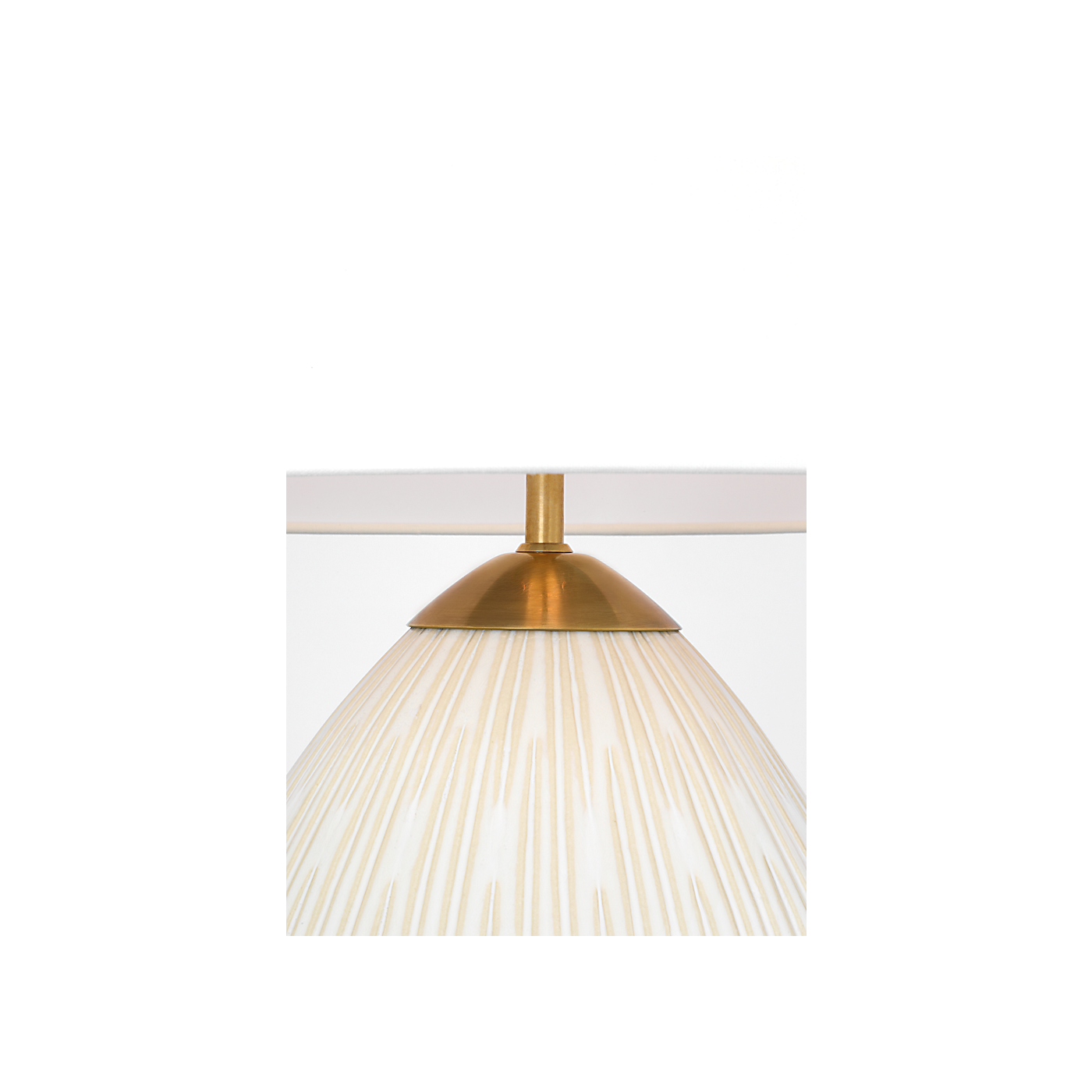 Visual Comfort Vesse 28" Table Lamp