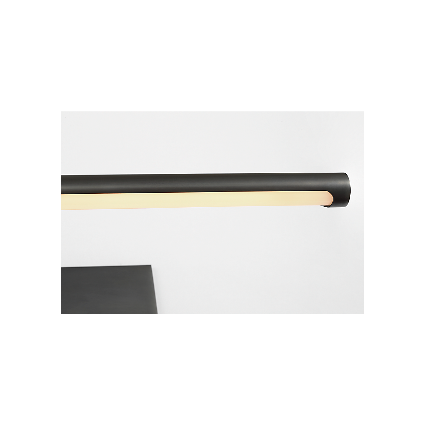 Visual Comfort Axis 25" Pivoting Library Light