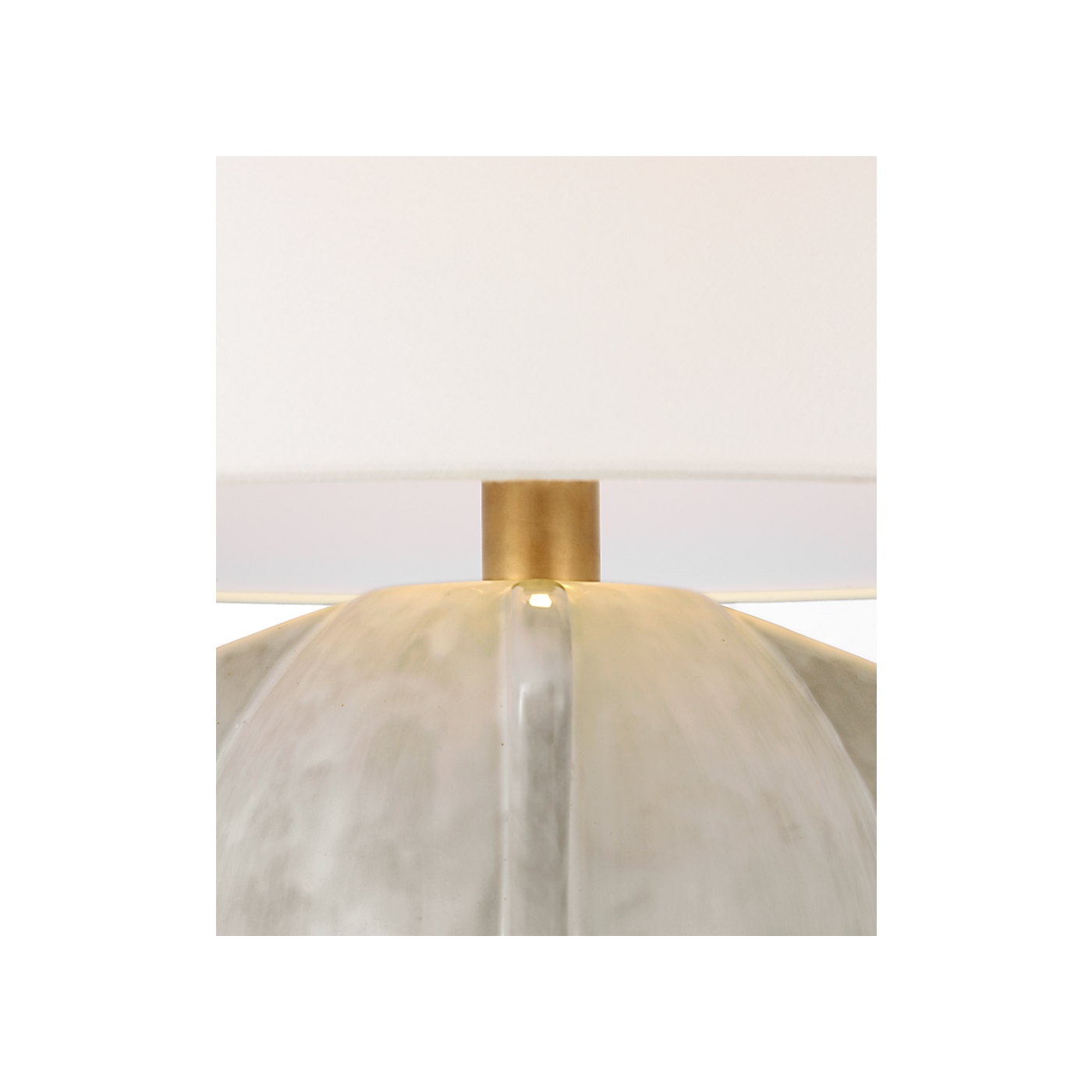 Visual Comfort Delmar 22" Table Lamp