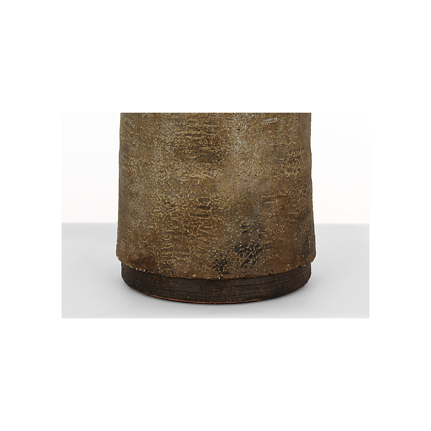 Visual Comfort Damson 26" Table Lamp