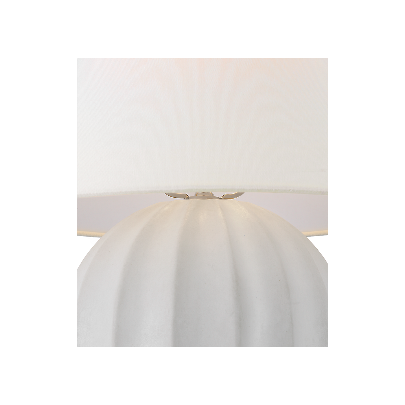 Visual Comfort Barden 18" Table Lamp