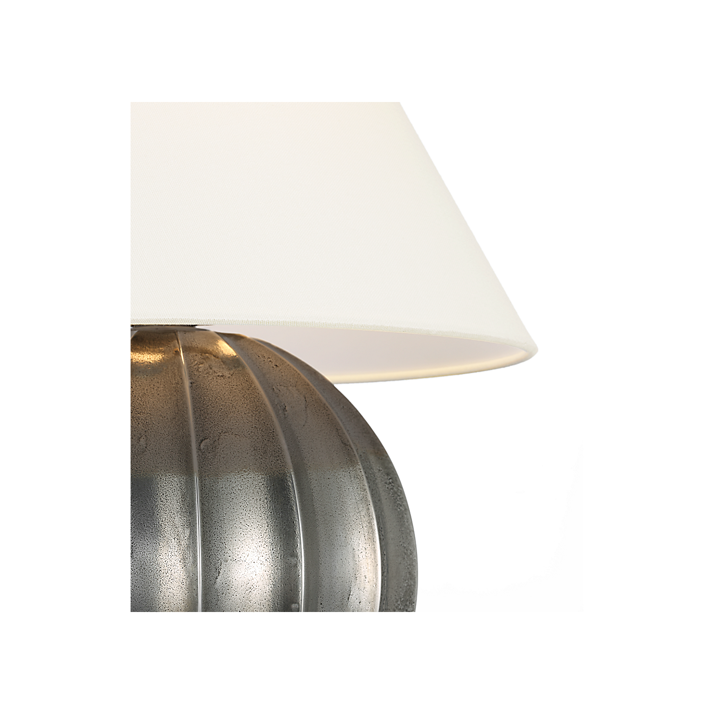 Visual Comfort Barden 18" Table Lamp