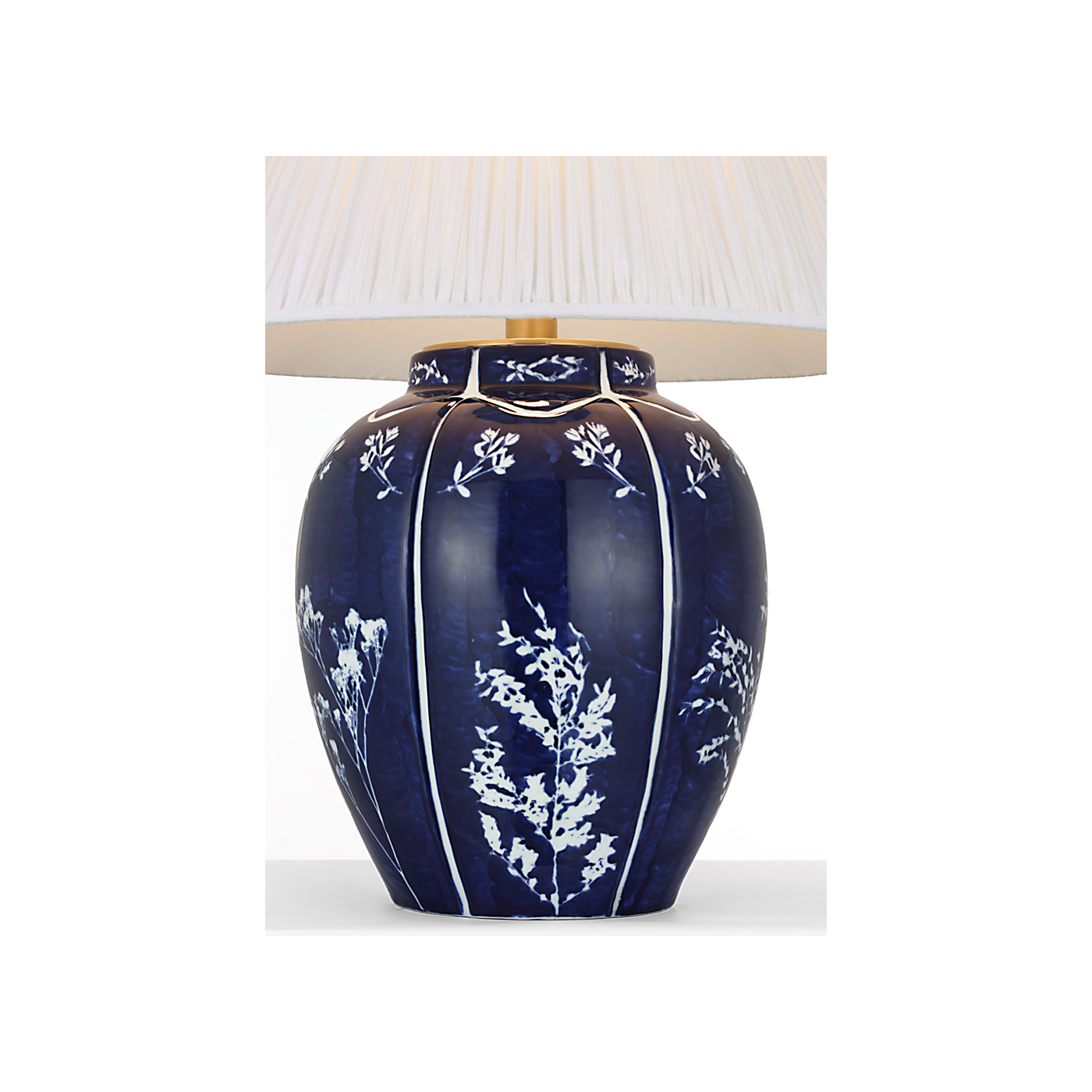 Visual Comfort Halpern 25" Table Lamp