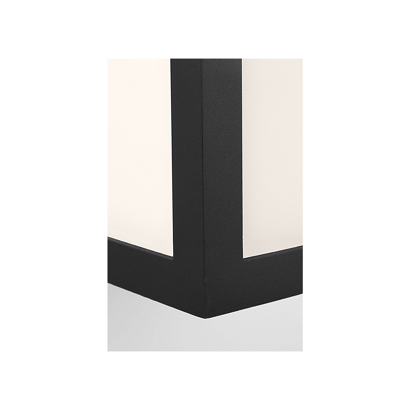 Visual Comfort Sesha 30 Wall Lantern