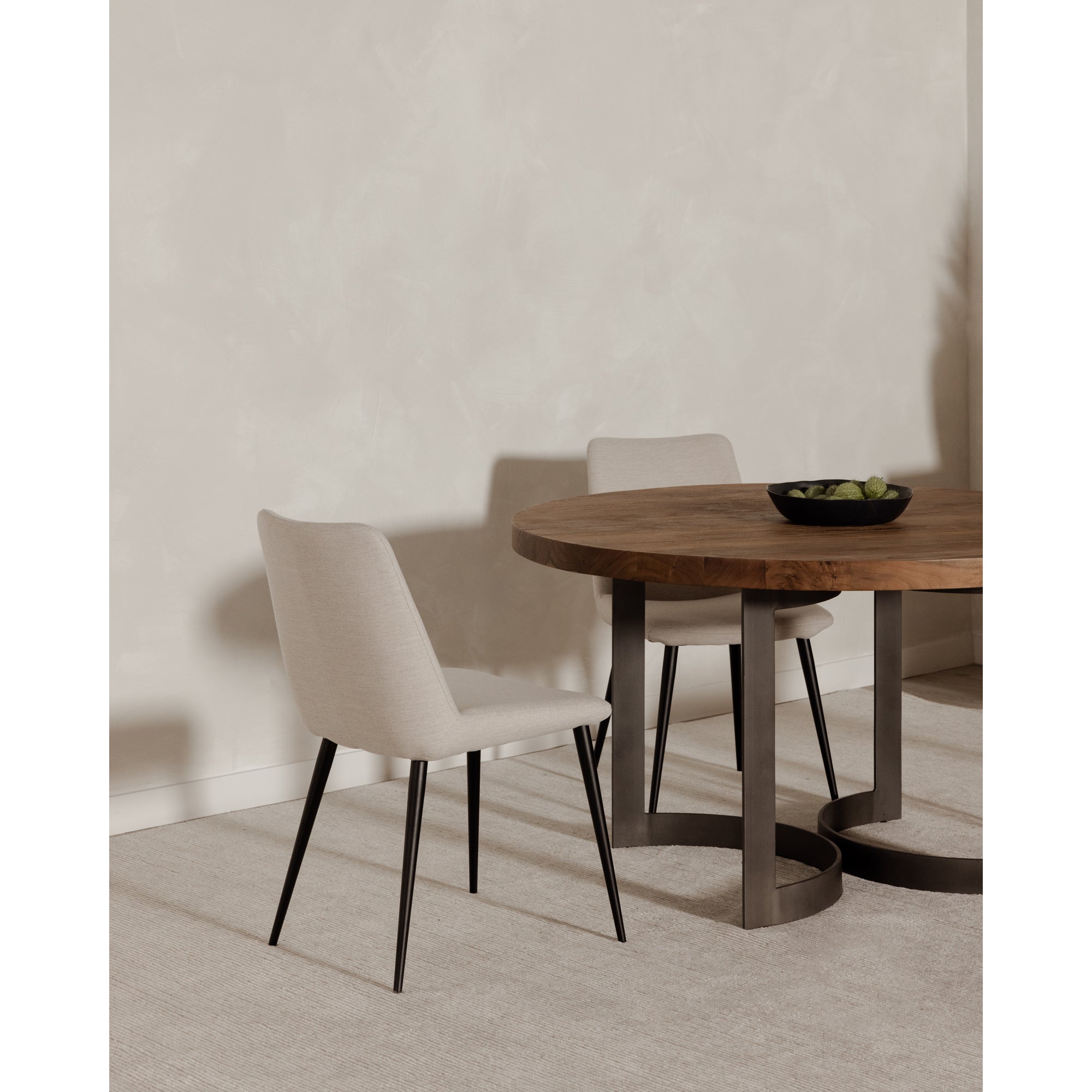 Moes Bent Round Dining Table 54In Brown VE-1106-03-0