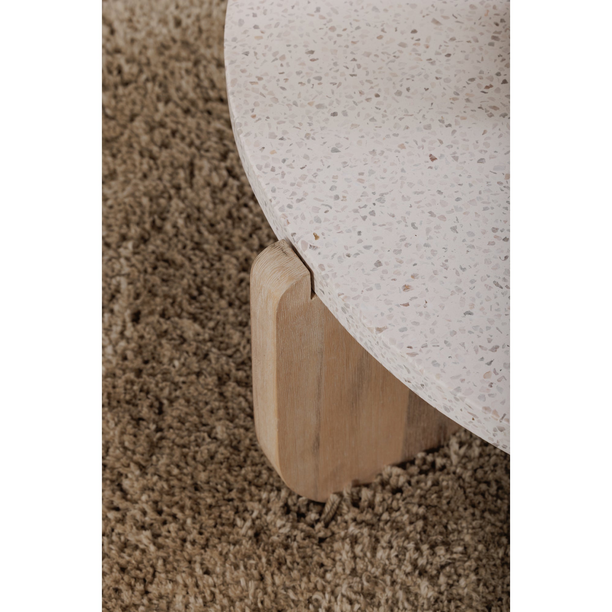 Moes Wunder Coffee Table White VH-1016-18