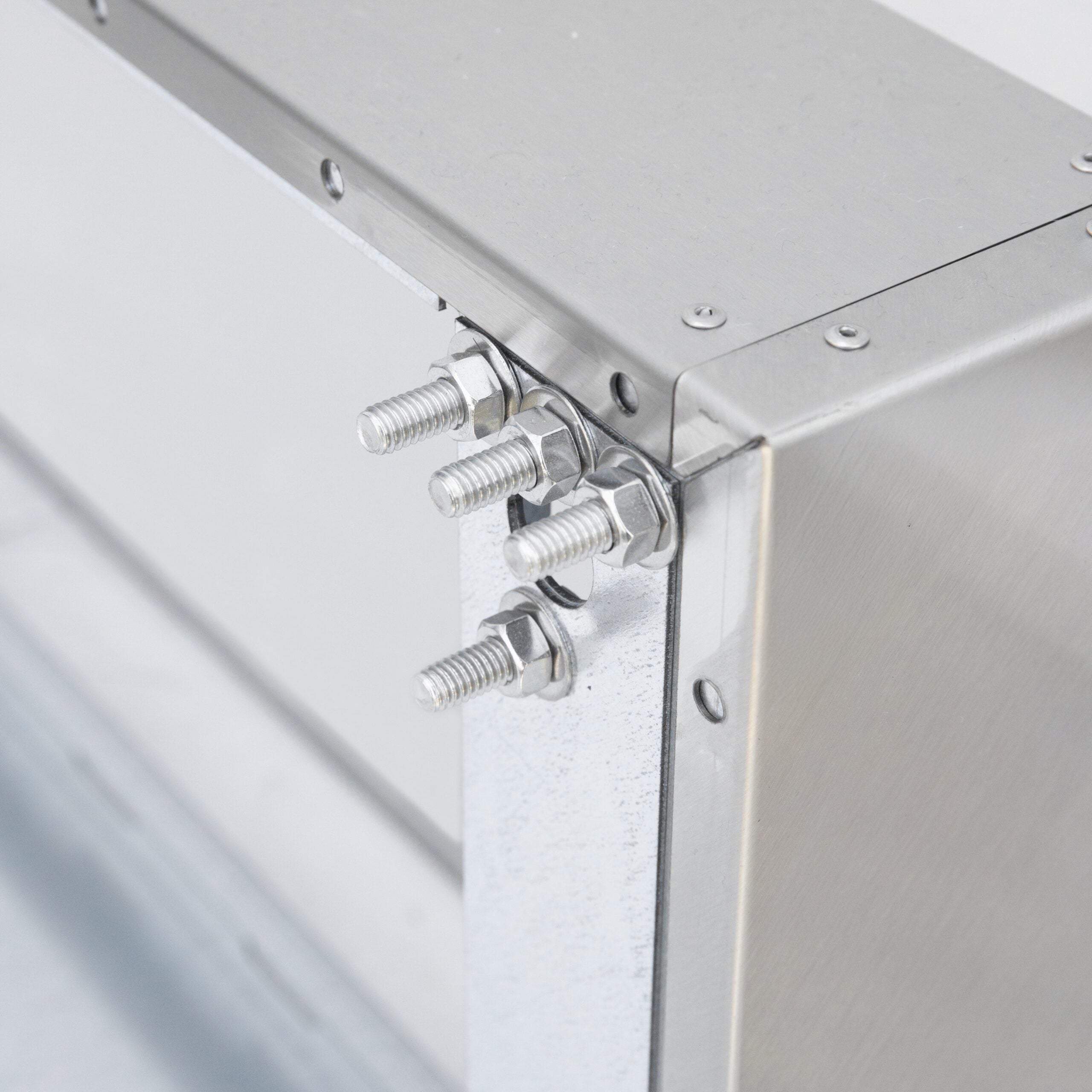 Summerset 4" Spacer Bracket for 36" Vent Hood, VH36-2-SP4