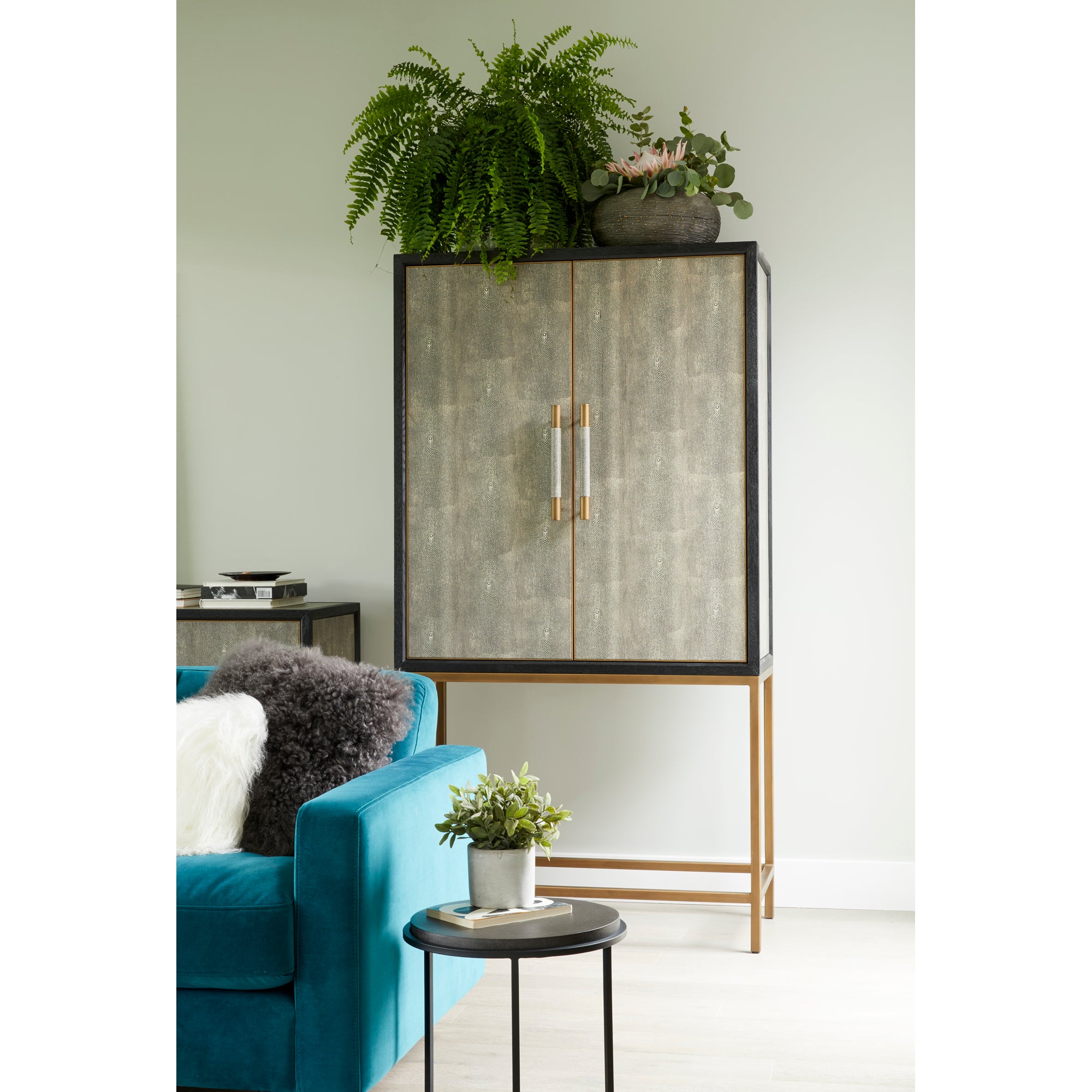 Moes Mako Bar Cabinet Grey VL-1047-15