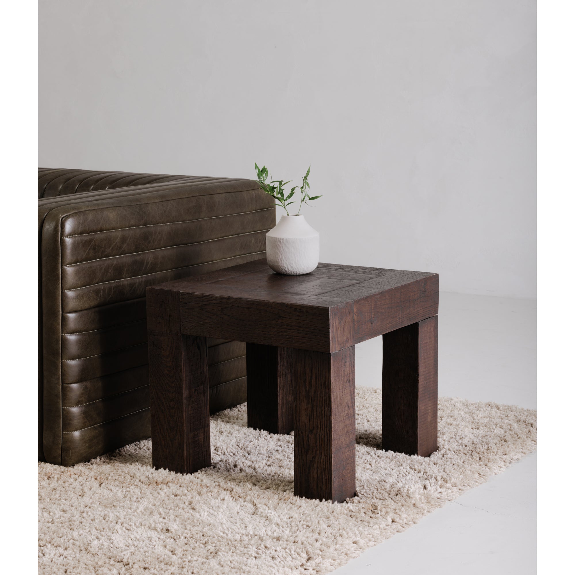 Moes Evander Side Table Rustic Brown VL-1059-03