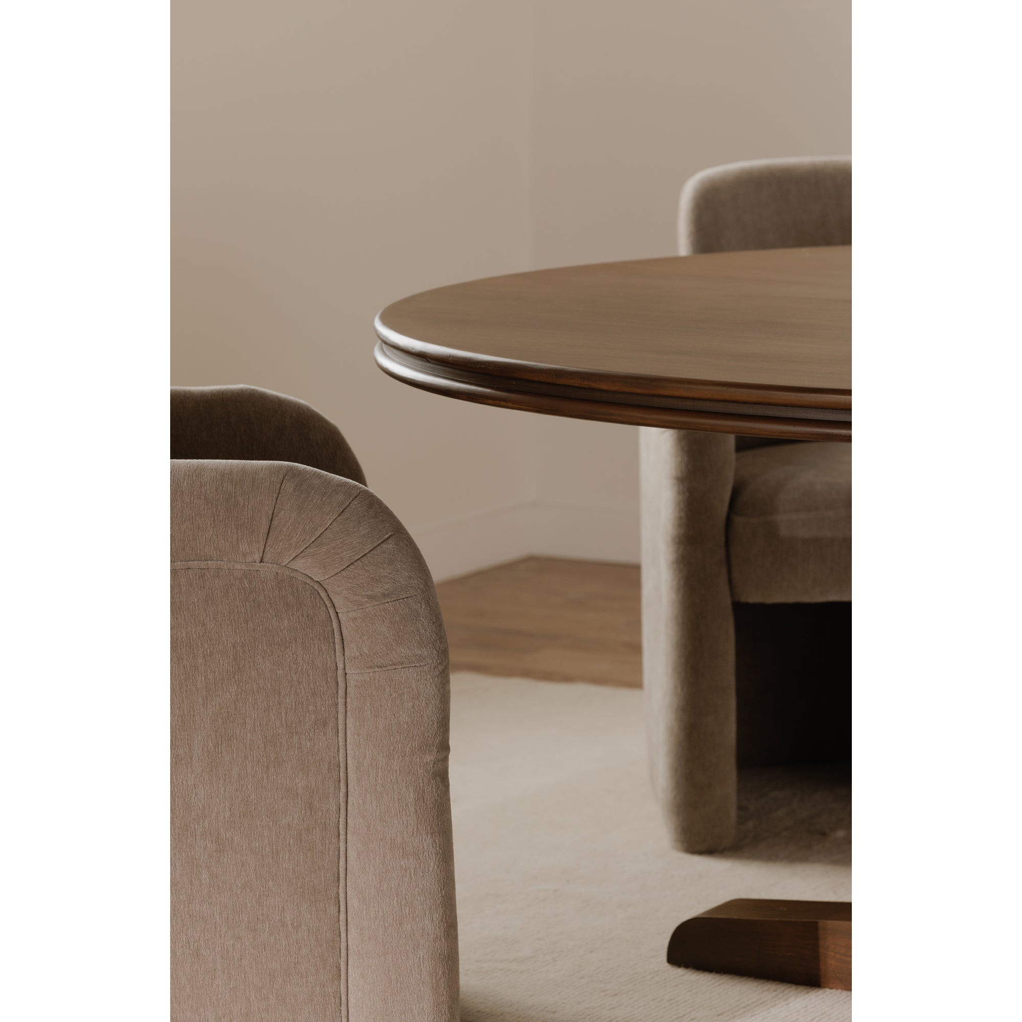 Moes Charles Dining Table Brown VL-1087-03-0