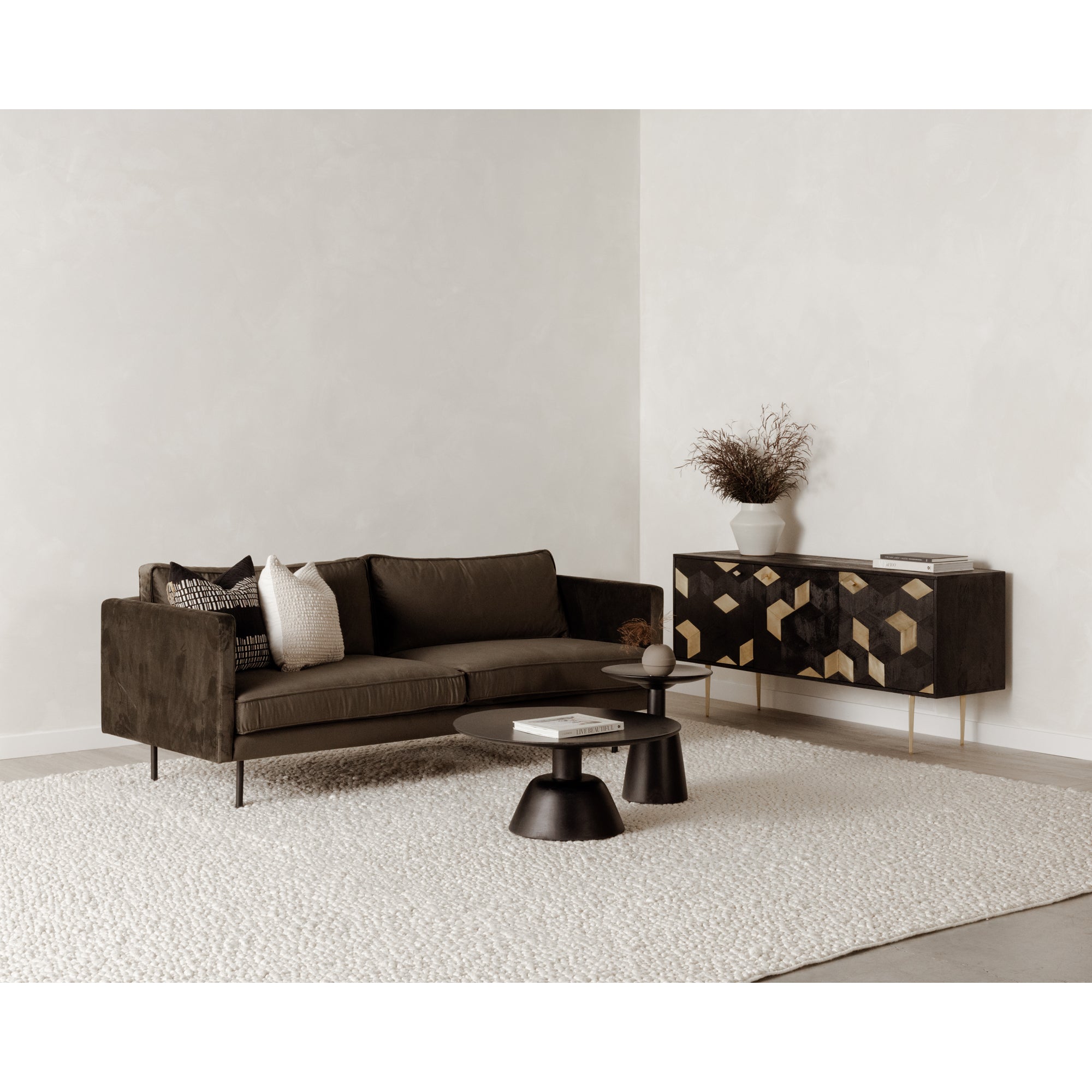Moes Raphael Sofa Dark Green WB-1002-27