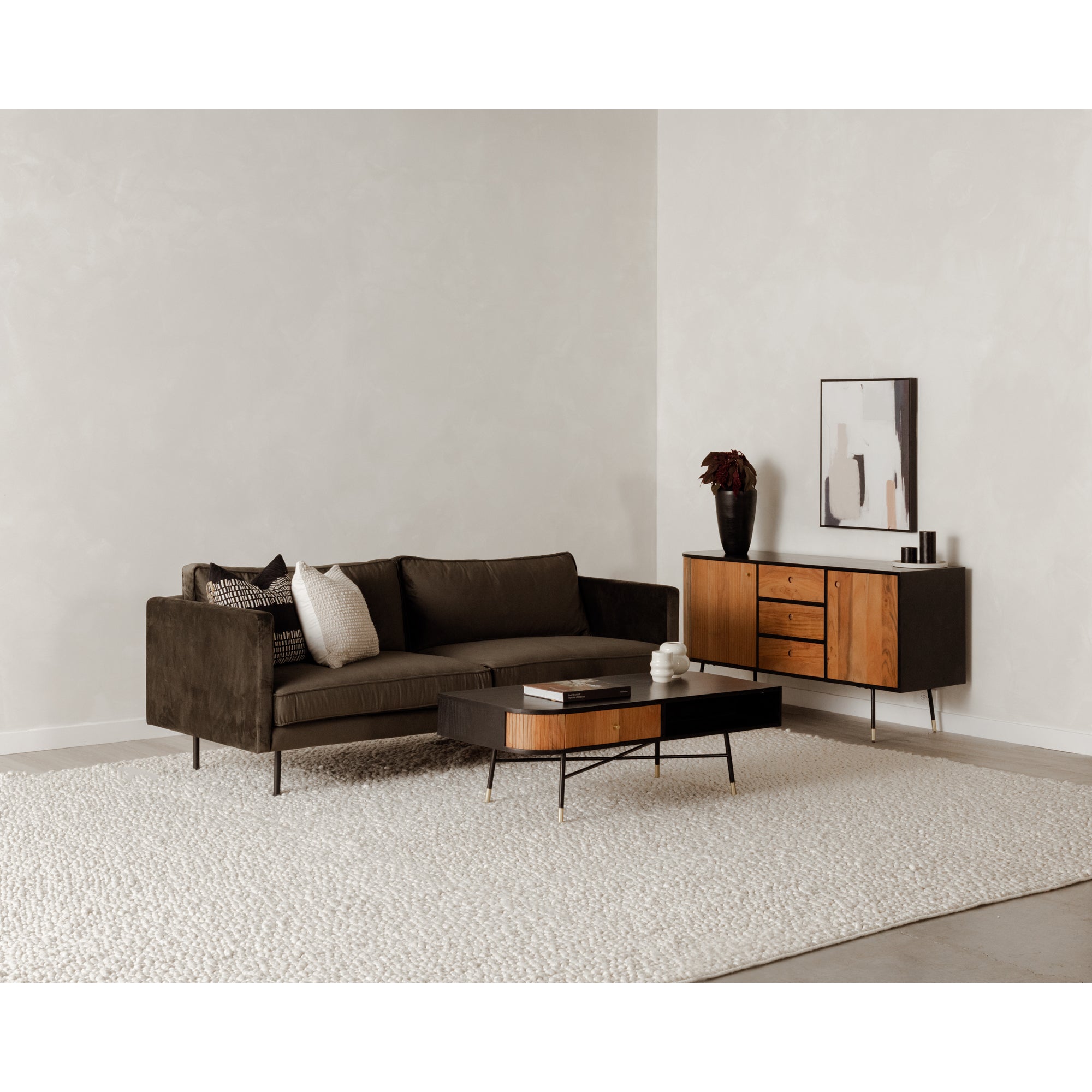 Moes Raphael Sofa Dark Green WB-1002-27