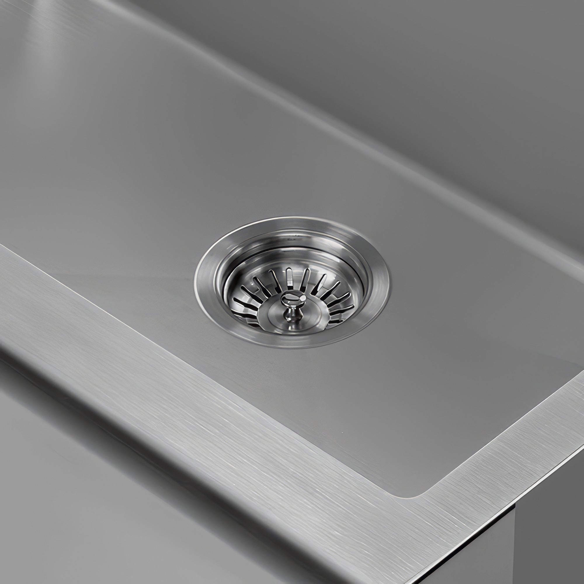 Noah Plus 3 1/2" Stainless Steel Basket Strainer