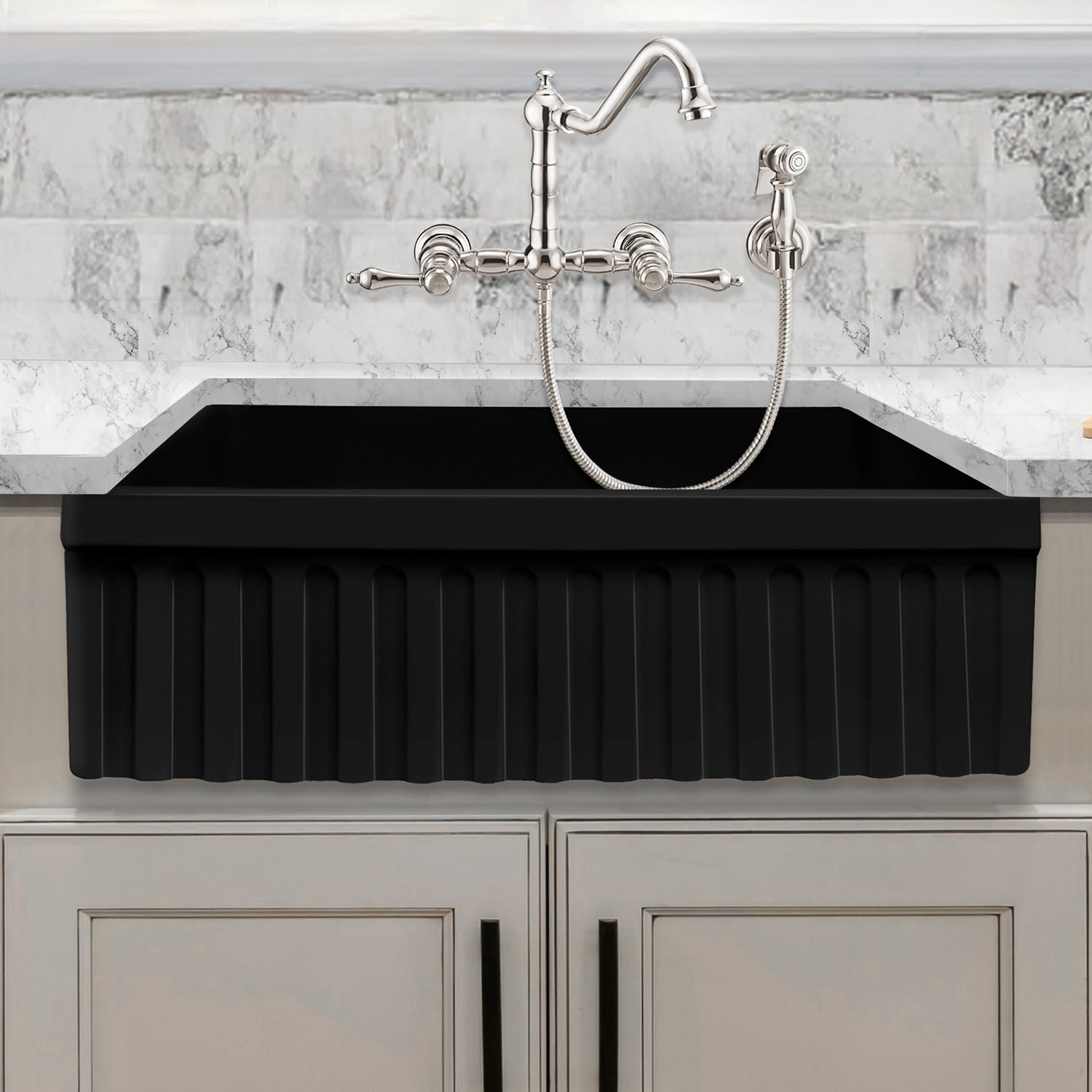 Farmhaus Fireclay Quatro Alcove Reversible Sink with a Fluted Front Apron and Decorative 2 1/2" Lip on One Side and 2" Lip on the Opposite Side