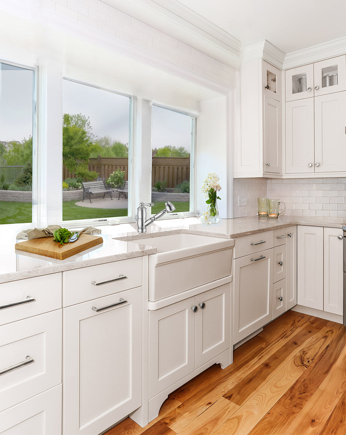 Glencove Fireclay 30" Reversible Sink with Elegant Beveled Front Apron on one side  Decorative 2" Lip Plain on Opposite Side