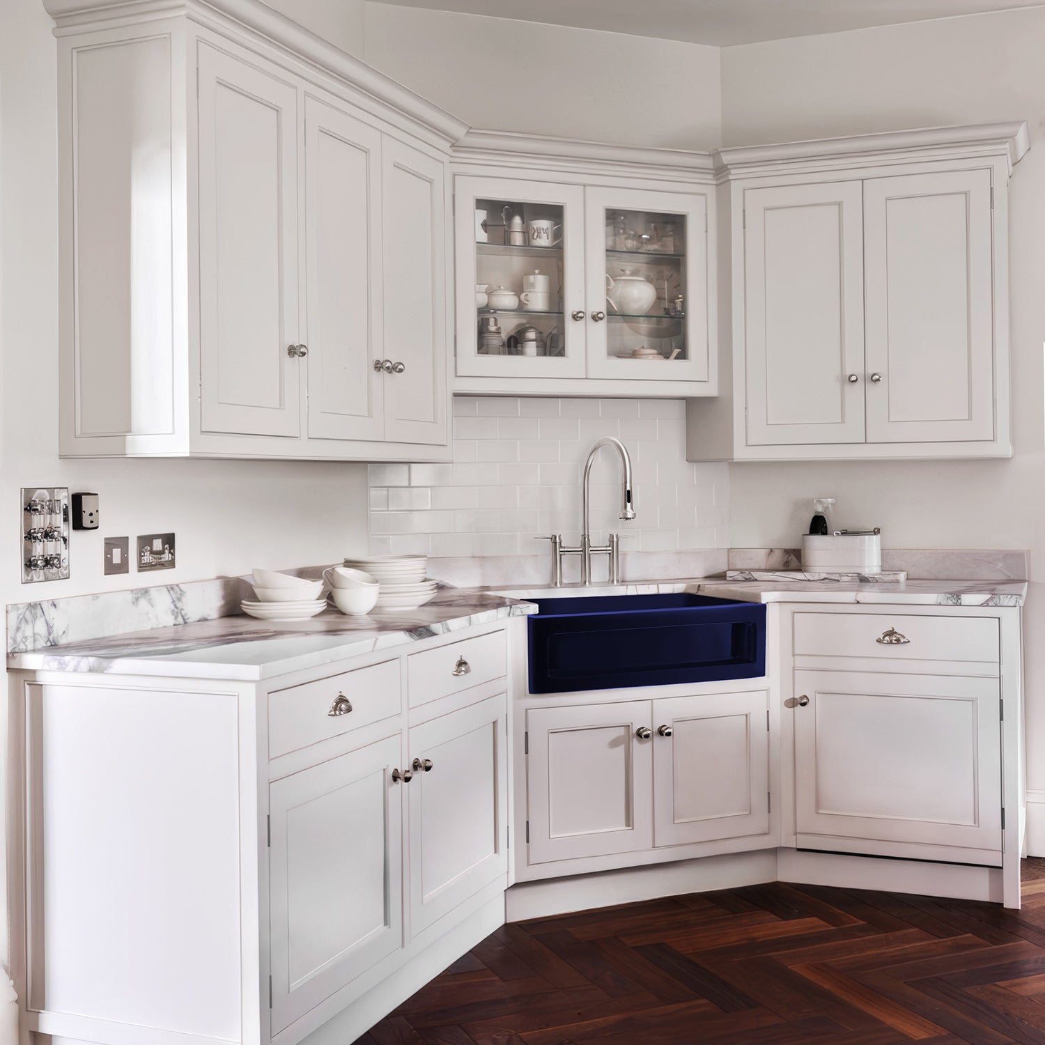 Shakerhaus 33" Reversible Kitchen Fireclay Sink with Shaker Design Front Apron on one Side and an Elegant Beveled Front Apron on the Opposite Side
