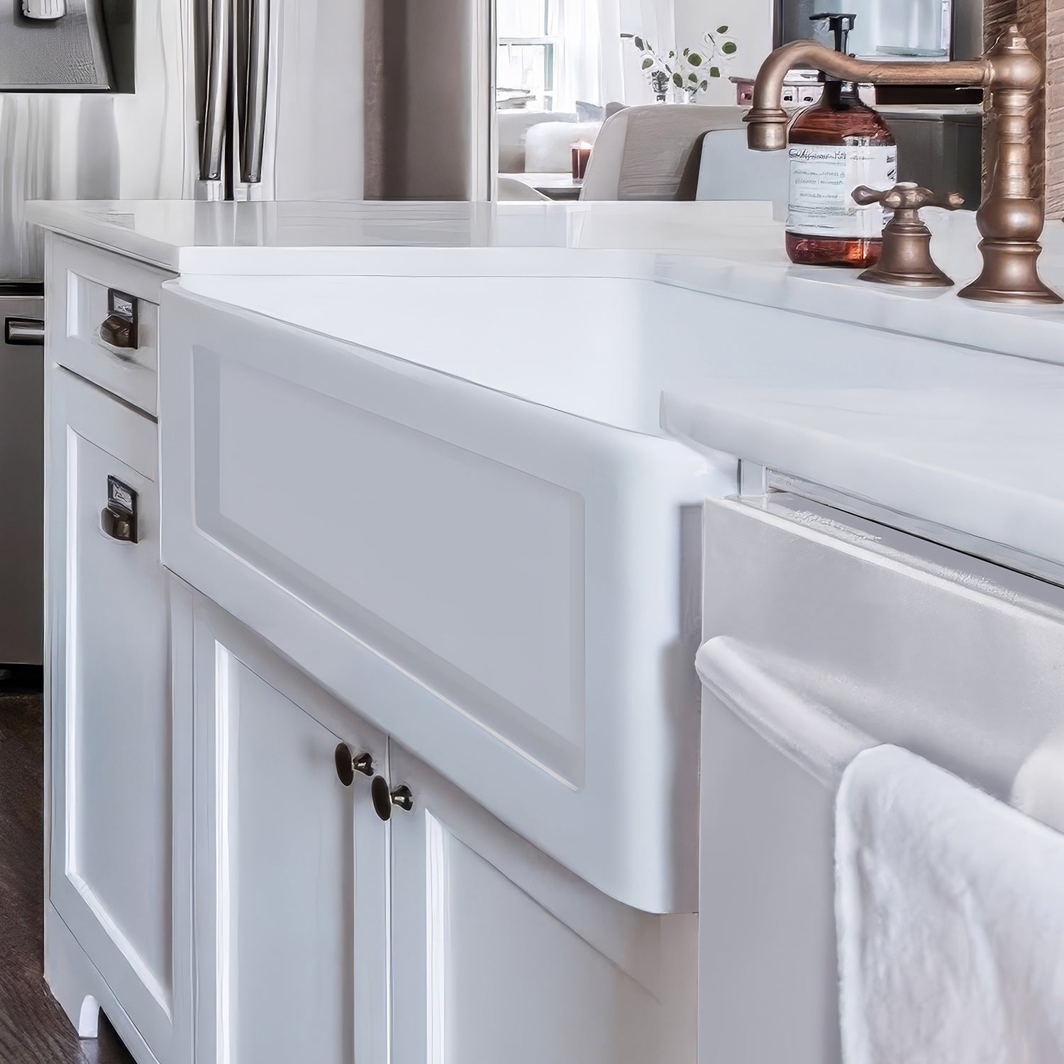 Shakerhaus 33" Reversible Kitchen Fireclay Sink with Shaker Design Front Apron on one Side and an Elegant Beveled Front Apron on the Opposite Side