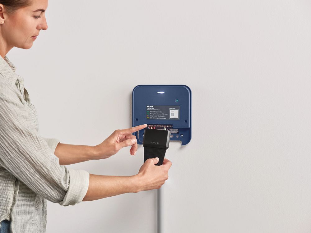 Moen Smart Sprinkler Controller - 16 Zone