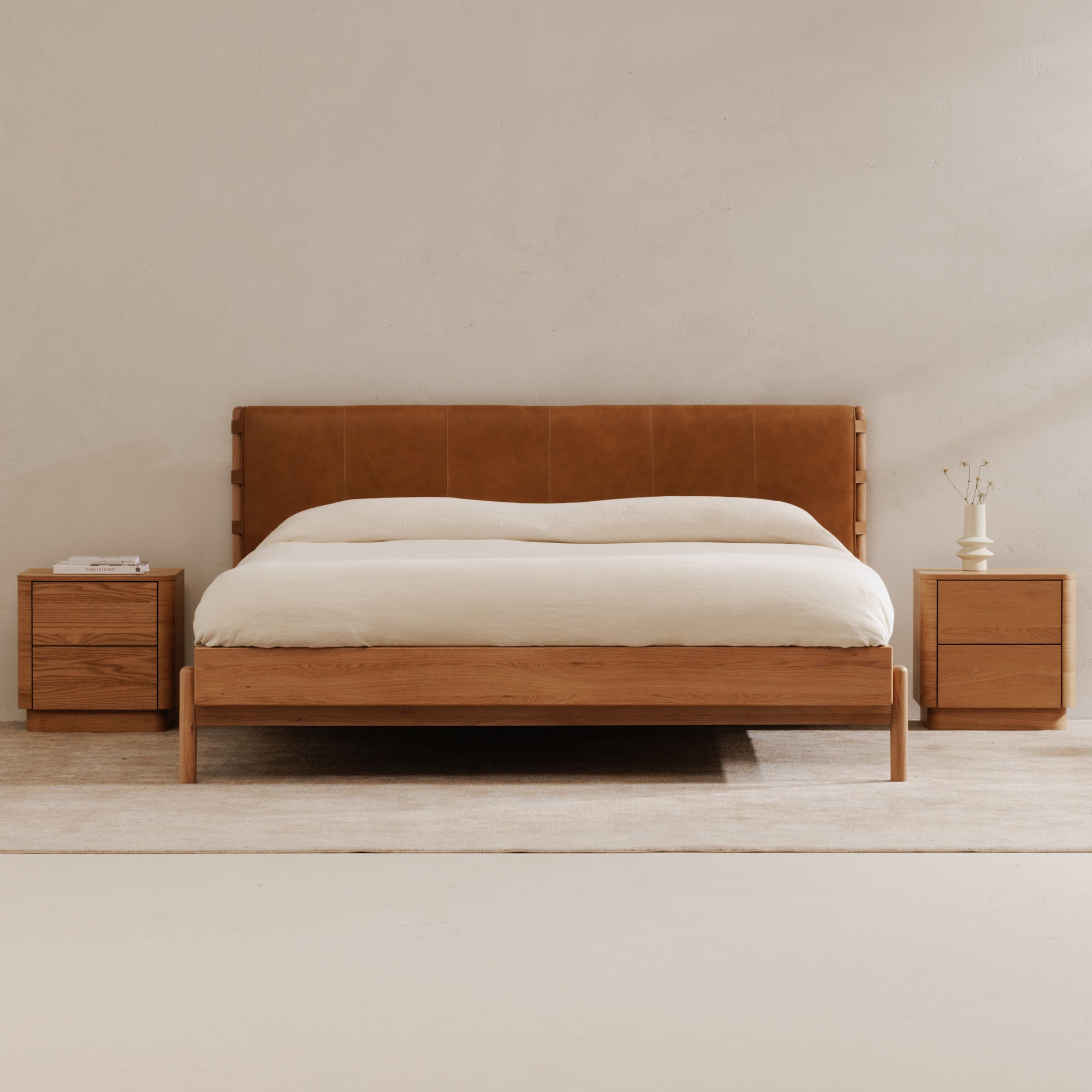 Moes Colby King Bed Brown YC-1046-24-0