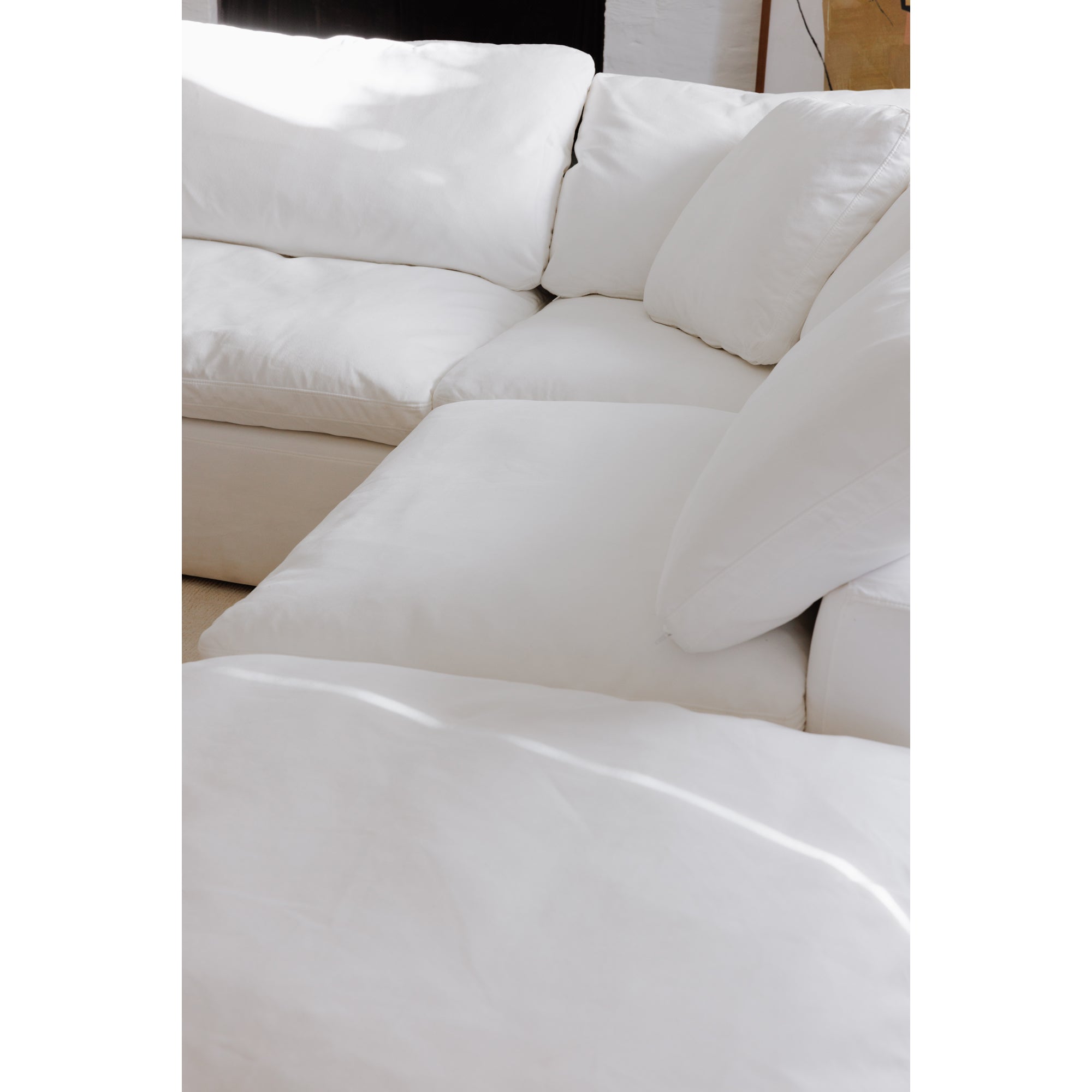Moes Clay Corner Chair Cream White YJ-1000-05