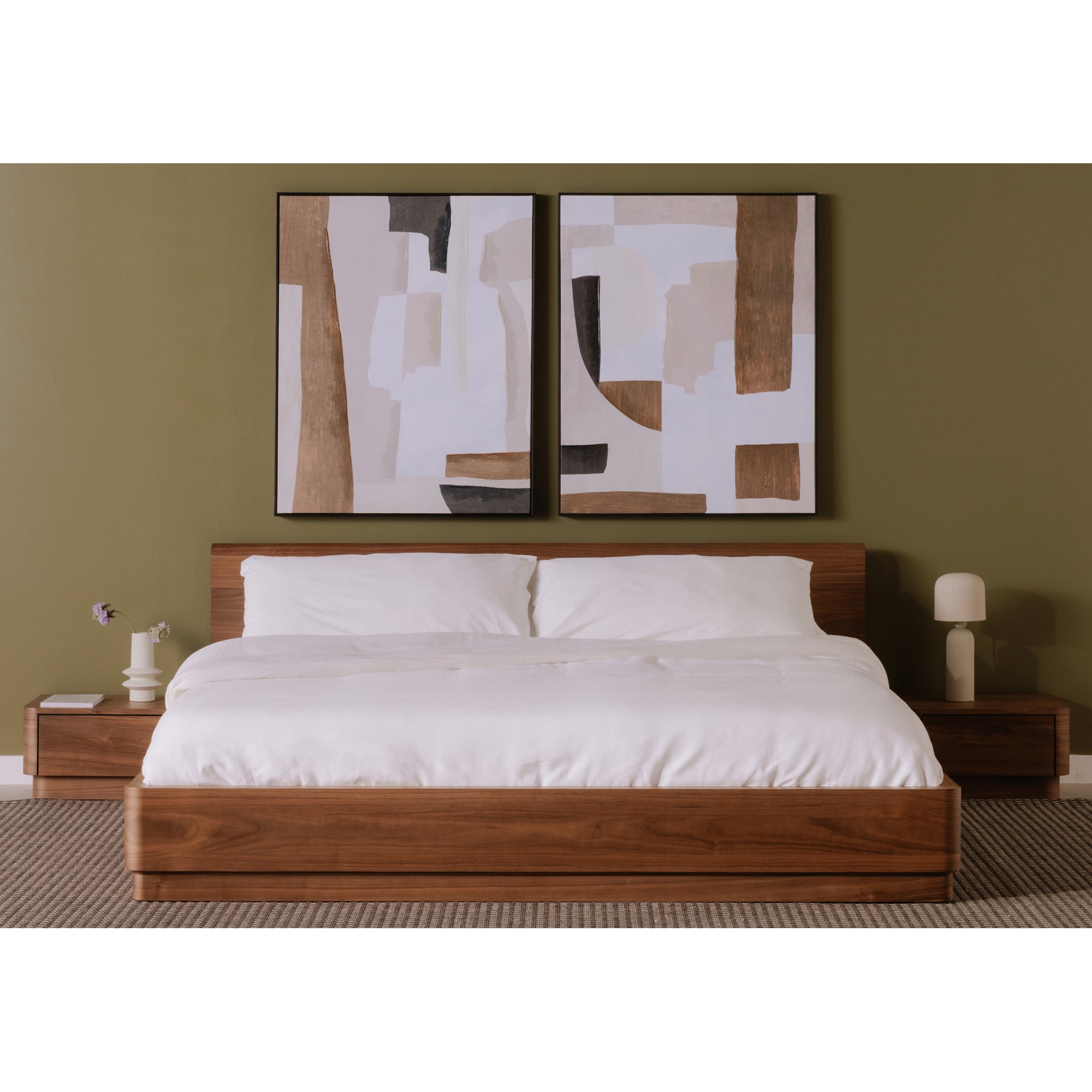 Moes Round Off Queen Bed Walnut Brown YR-1005-03-0