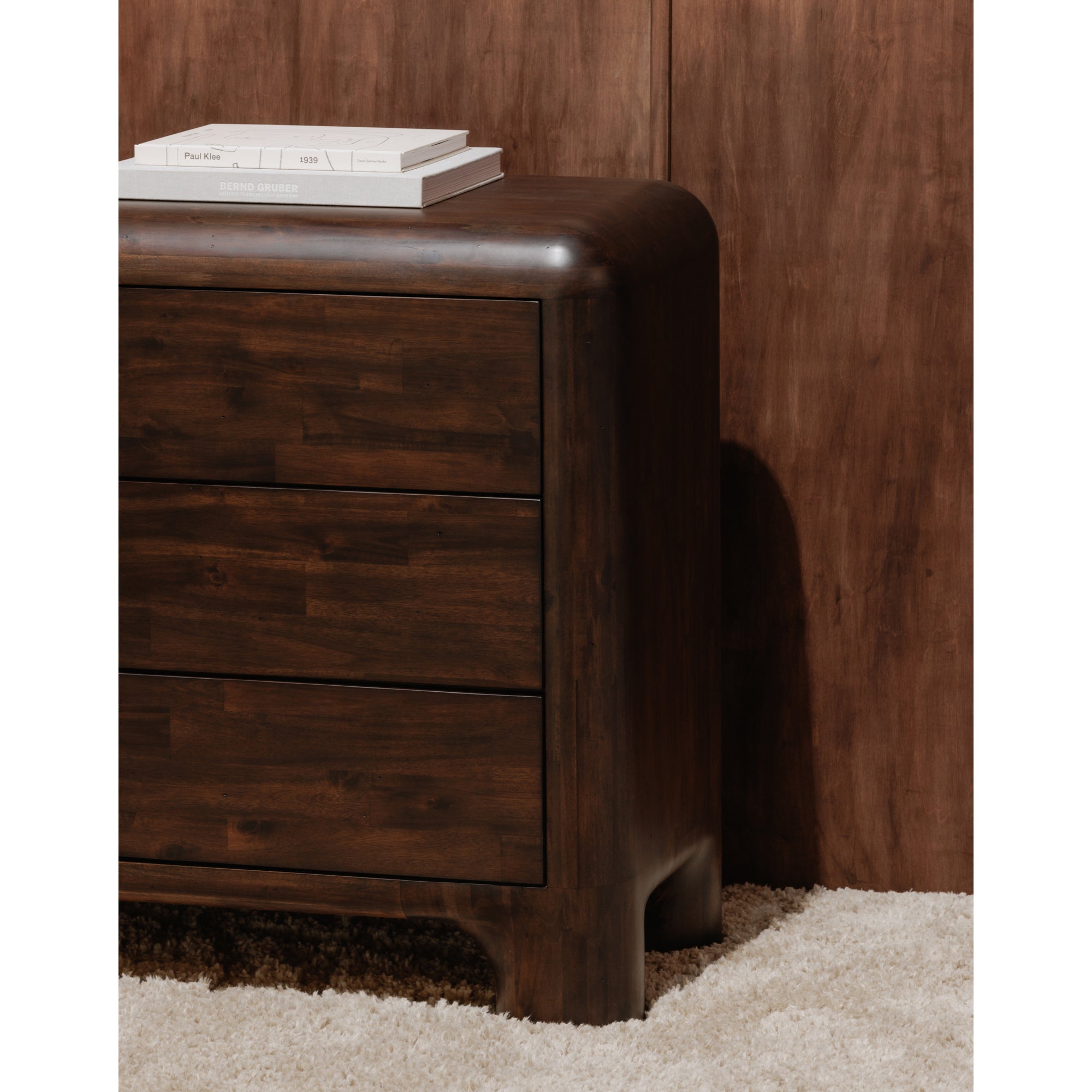 Moes Rowan 6 Drawer Dresser Dark Brown YR-1015-20