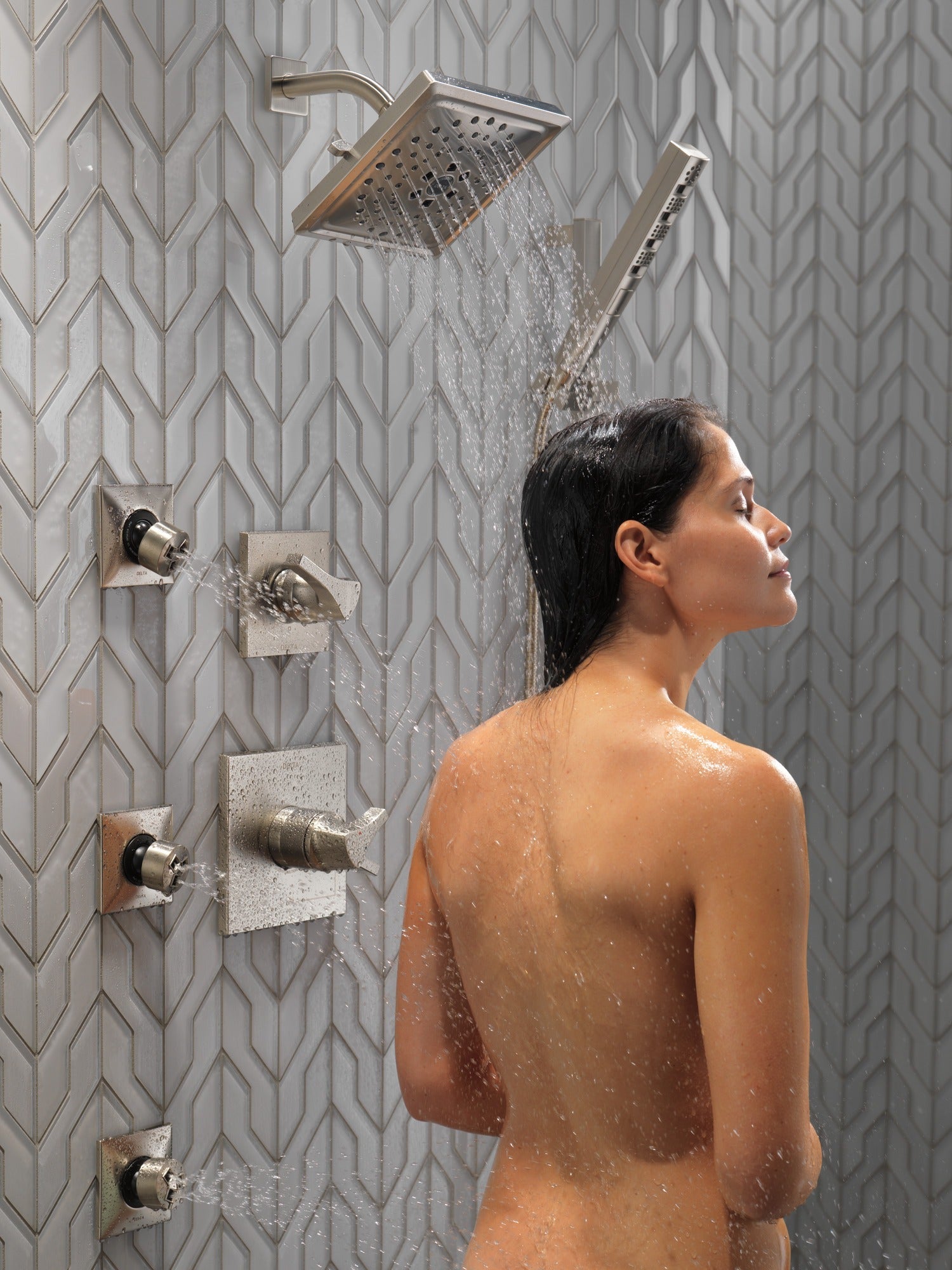 Delta Zura® Monitor® 17 Series H2OKinetic® Shower Trim